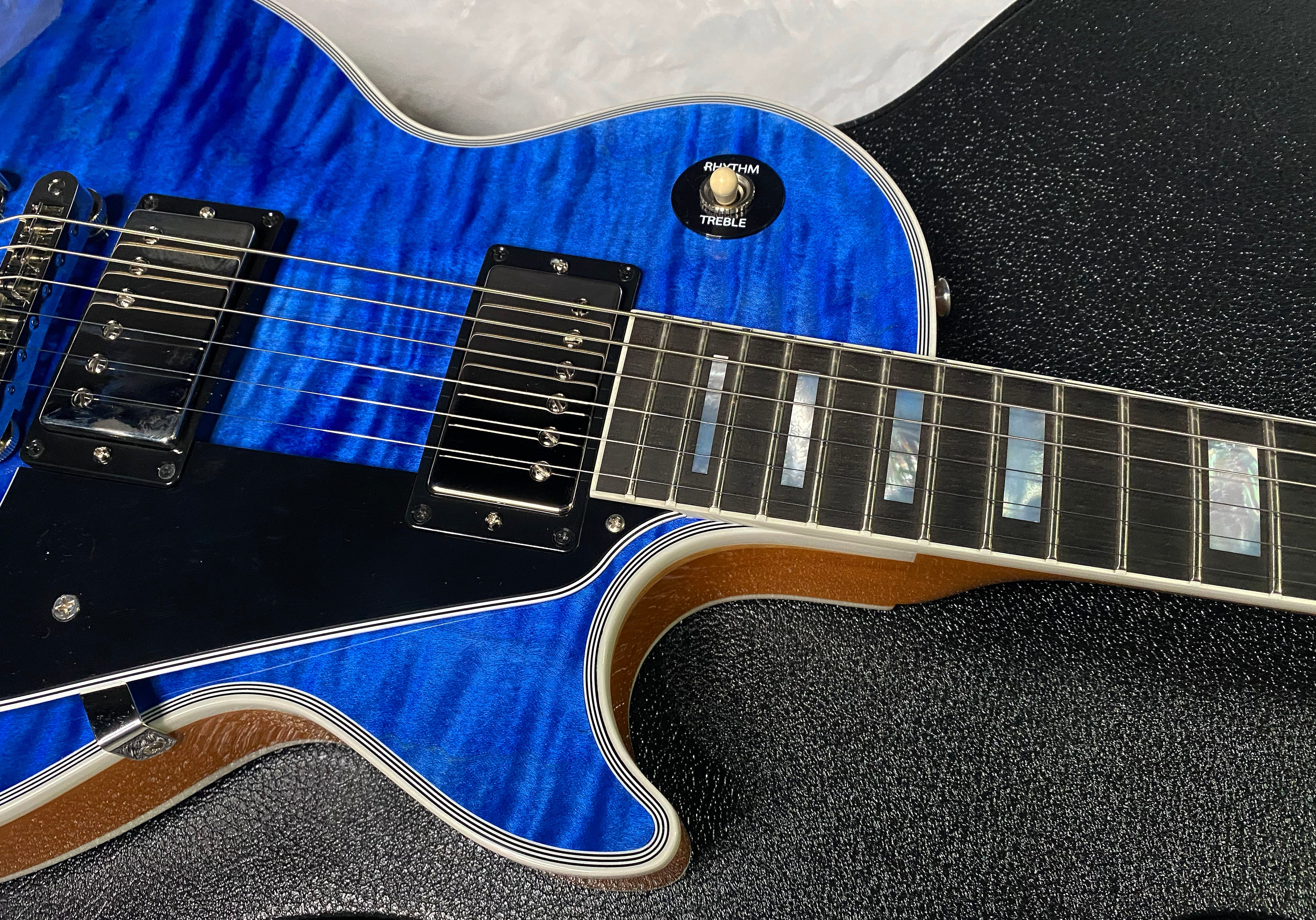 NEW! Gibson Dealer Select Custom Shop Les Paul Custom AAA Figured Flame Top - Transparent Blue / Natural Back - Authorized Dealer - WOW! 8.8 lbs - G06807
