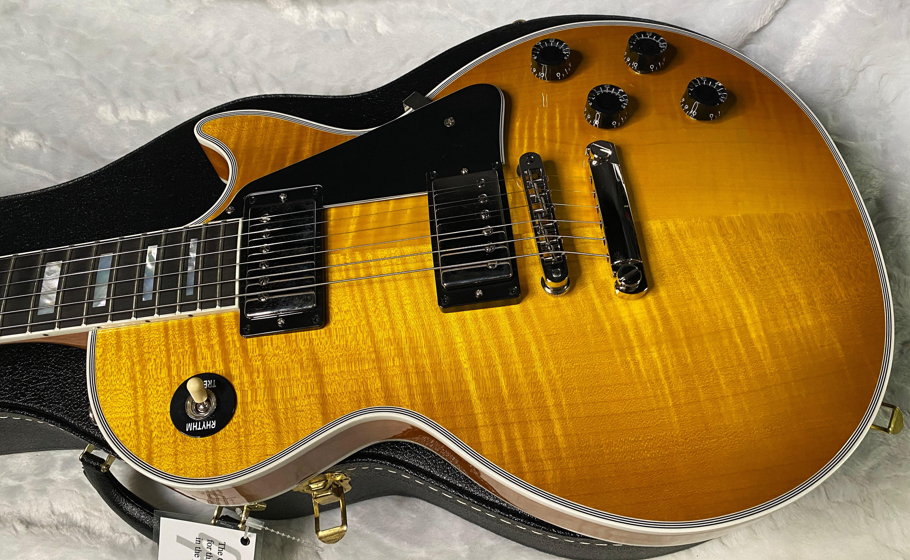 NEW! Gibson Dealer Select Custom Shop Les Paul Custom AAA Figured Flame Top - Lemon Burst / Natural Back - Authorized Dealer - 9lbs - G06814