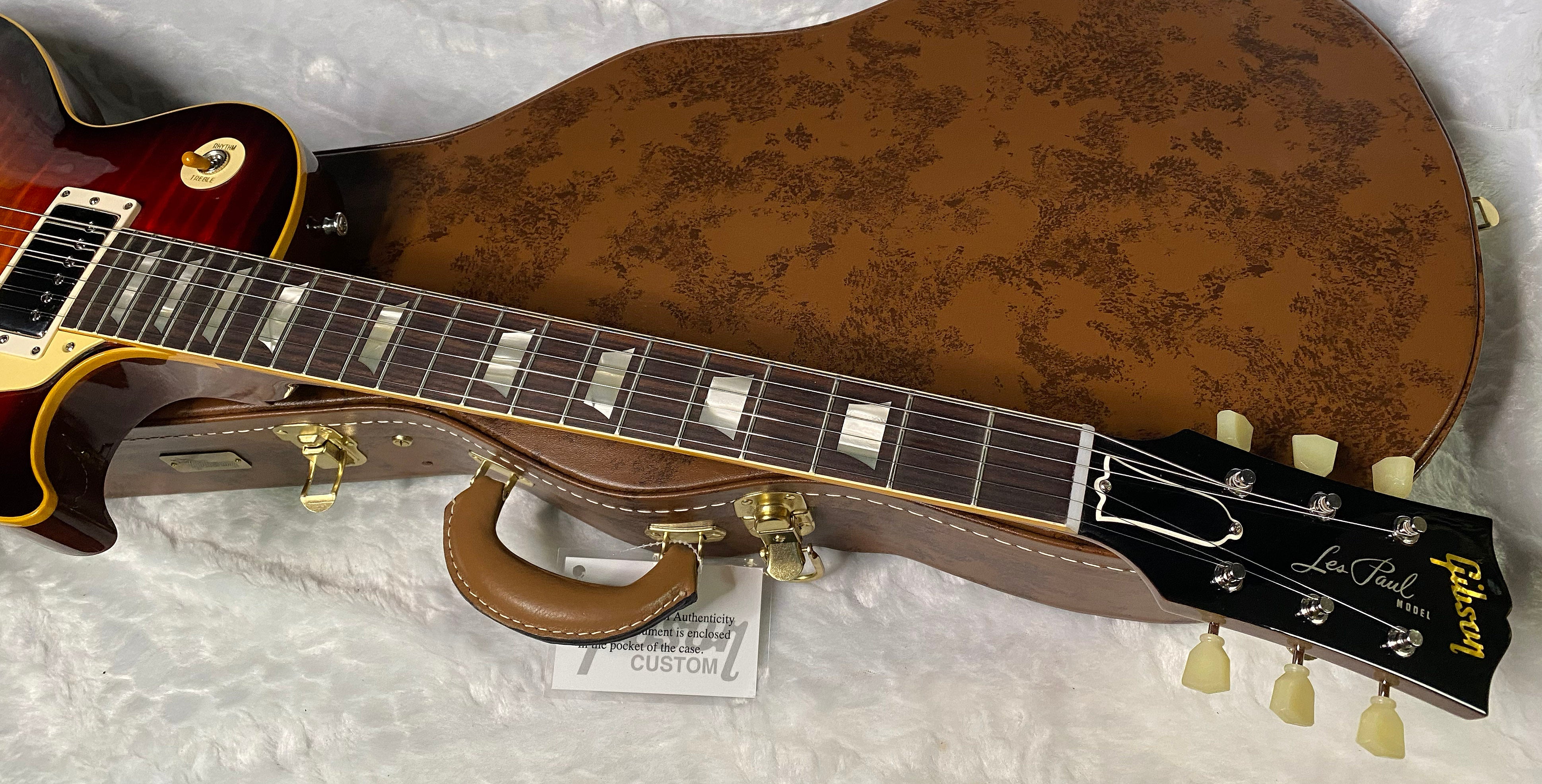 NEW ! Gibson Custom Shop 1959 Les Paul - Tri Burst Gloss Finish - Authorized Dealer - Hand Picked Curly Maple Flame Top - MONSTER TOP - 8.4 lbs - G06820