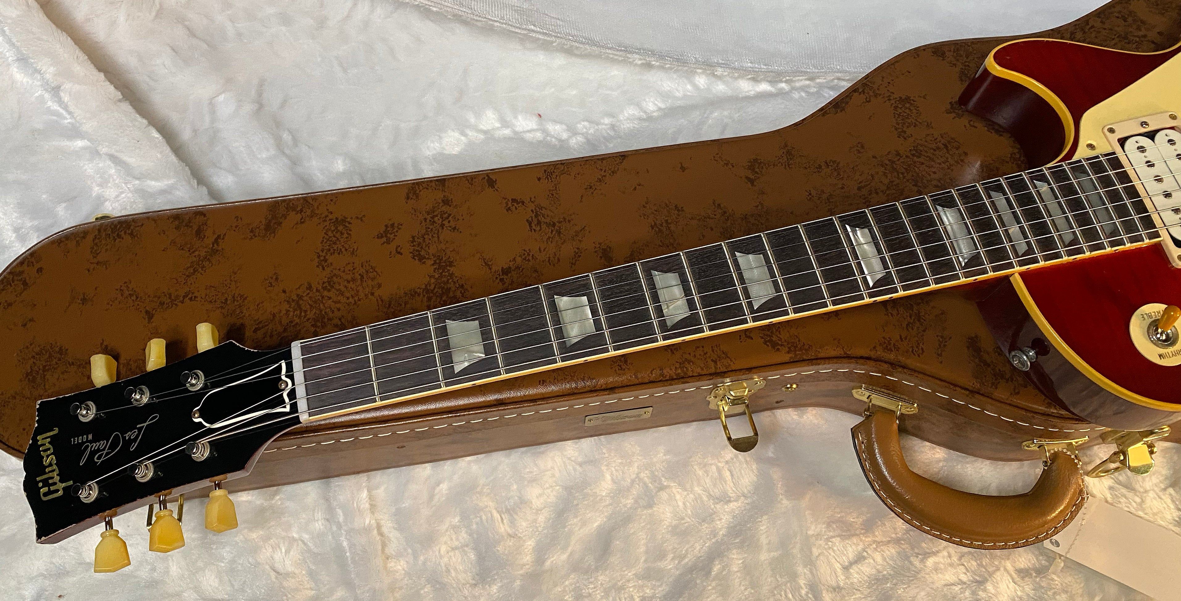 NEW! Gibson Custom 1959 Les Paul Standard Resissue Electric Guitar - Beauty of the Burst #78, Light Aged - Authorized Dealer - 8.4lbs - G06062