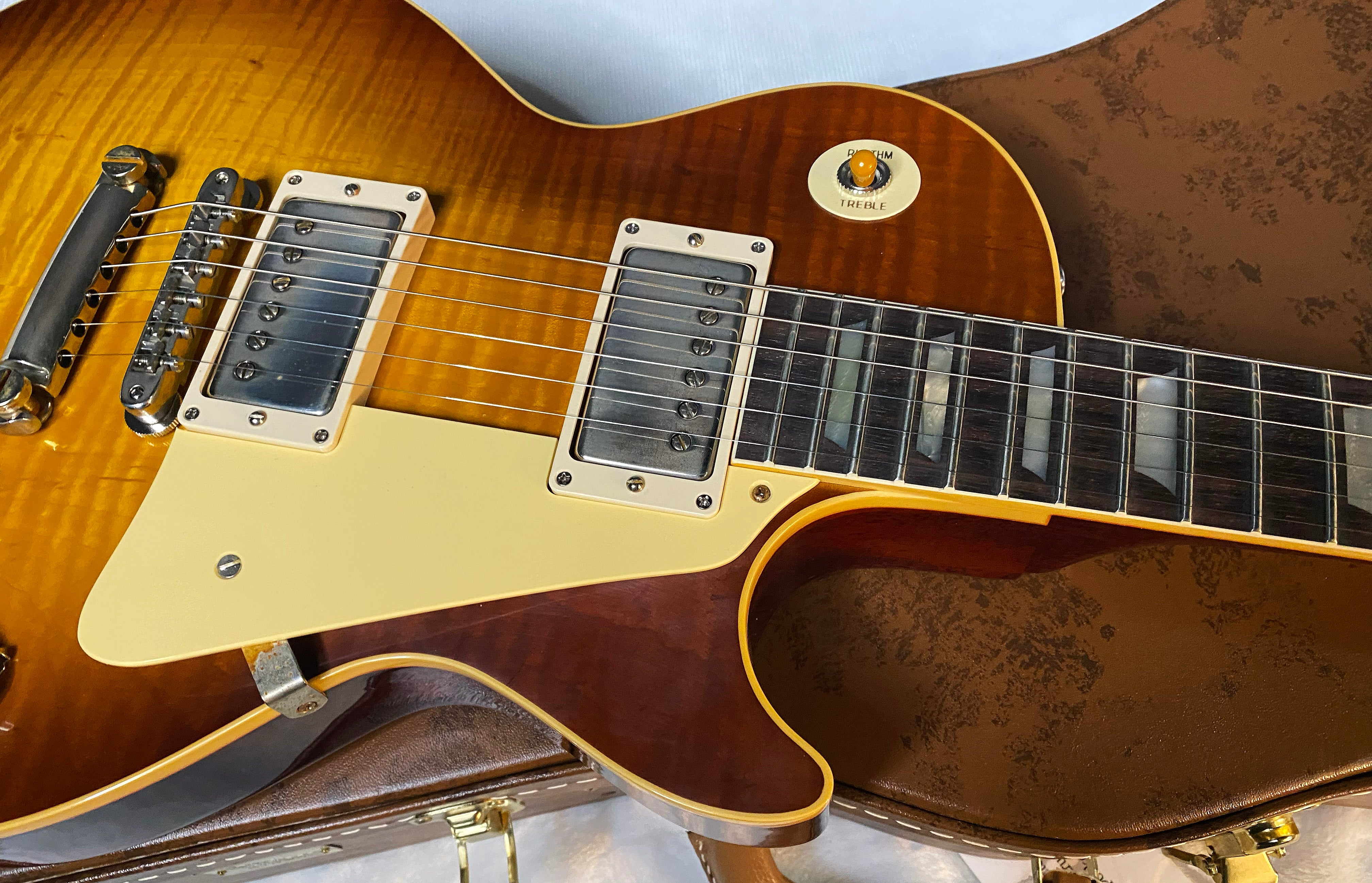 NEW ! Gibson Custom Shop 1959 Les Paul - Iced Tea - Authorized Dealer - Hand Picked KILLER Flame Top - MONSTER TOP VOS - 8.9 lbs - G06060