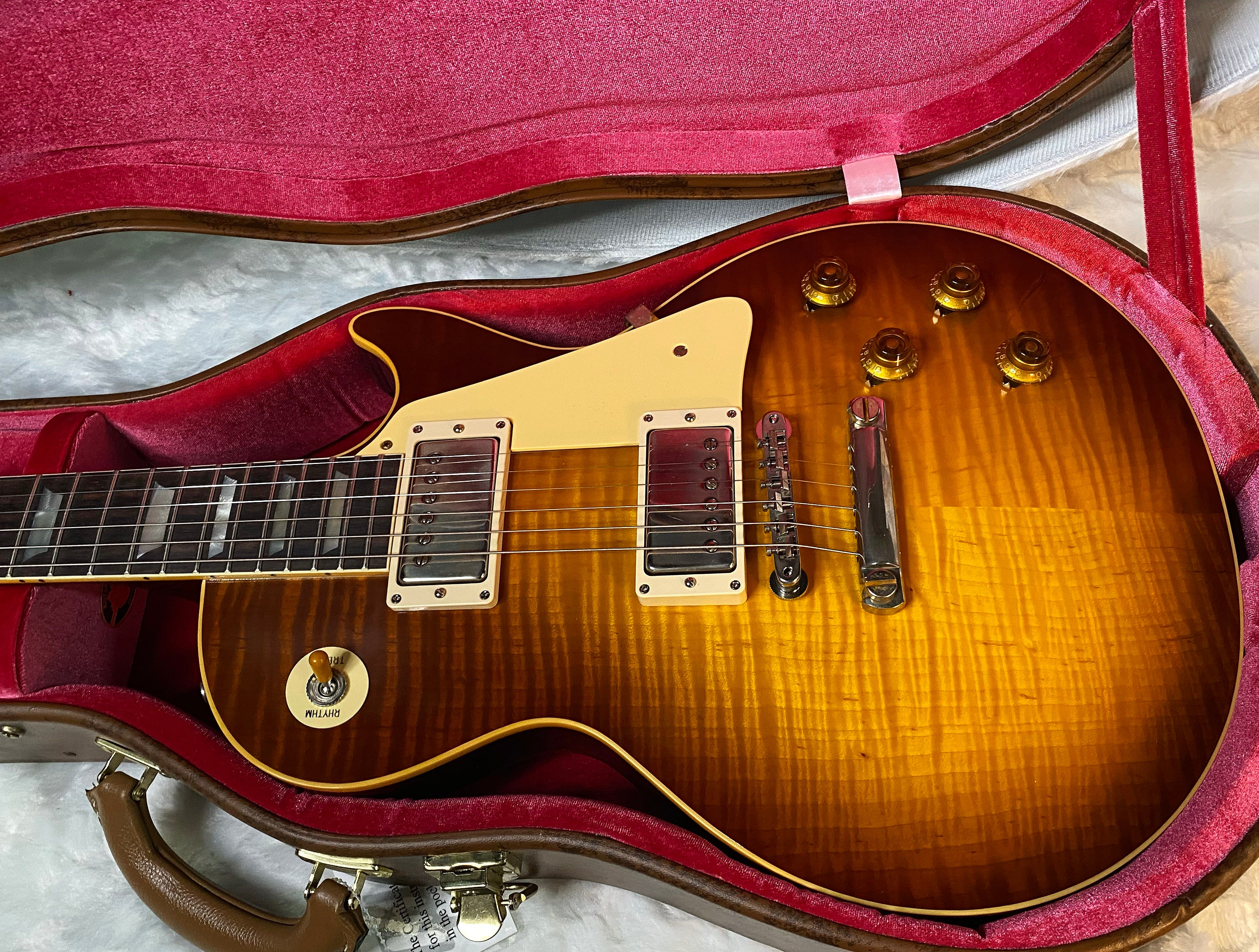 NEW ! Gibson Custom Shop 1959 Les Paul - Iced Tea - Authorized Dealer - Hand Picked KILLER Flame Top - MONSTER TOP VOS - 8.9 lbs - G06060