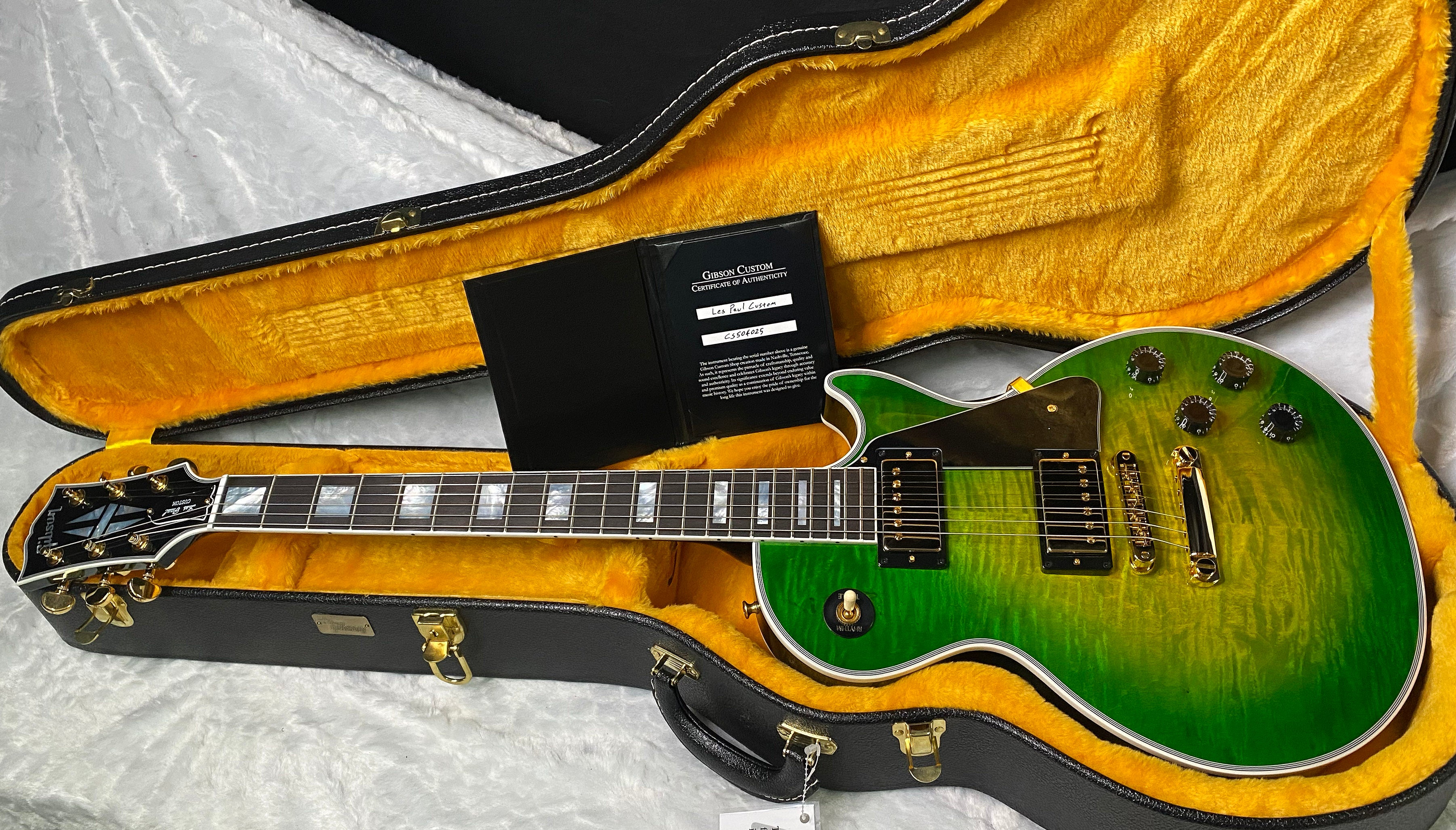 NEW! Gibson Dealer Select Custom Shop Les Paul Custom AAA Figured Top - Iguana Burst - Authorized Dealer - WOW! 9lbs - G06815