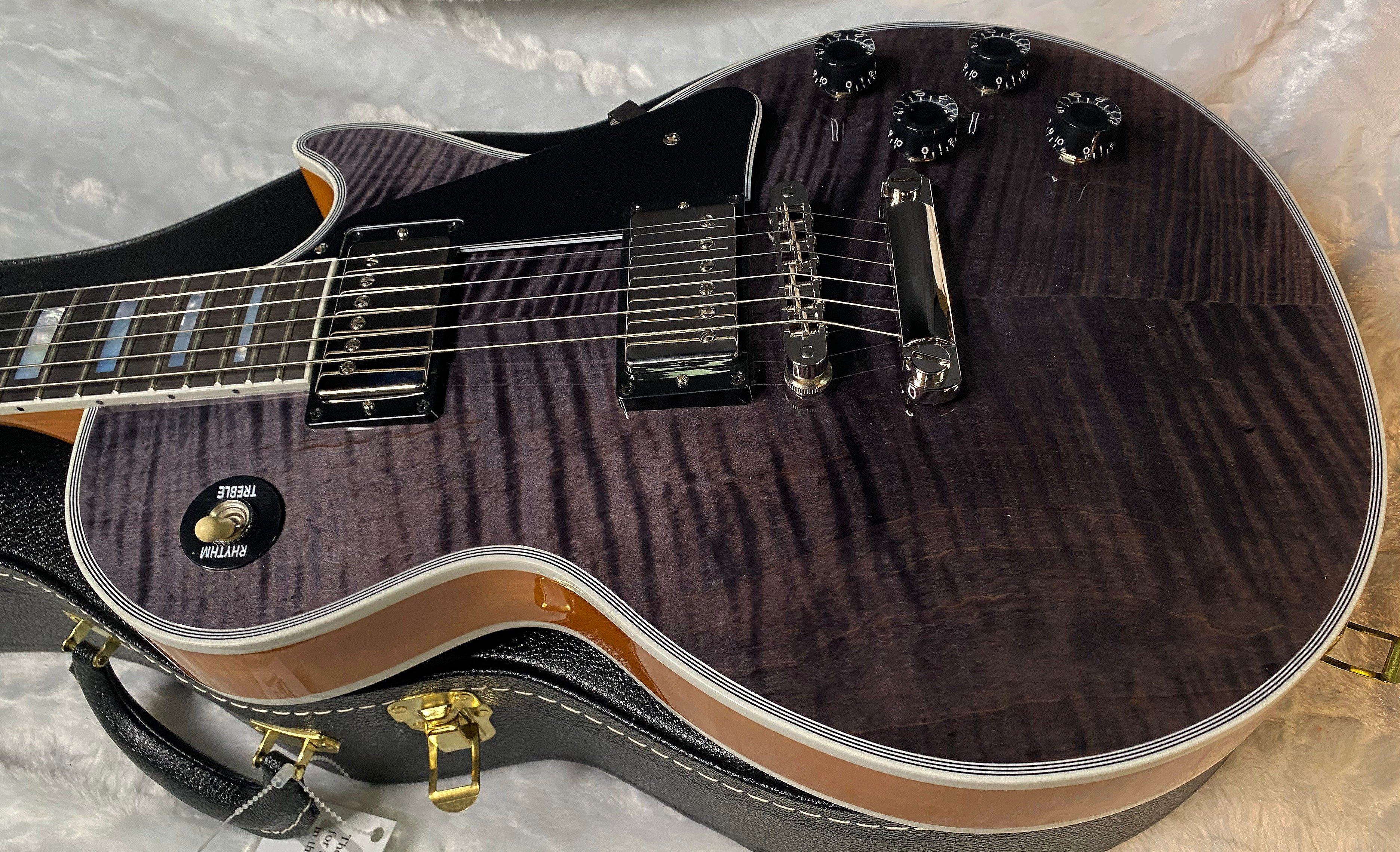 NEW! Gibson Dealer Select Custom Shop Les Paul Custom AAA Figured Flame Top - Transparent Black / Natural Back - Authorized Dealer - Curly Monster Flame! WOW! 8.9 lbs - G06798