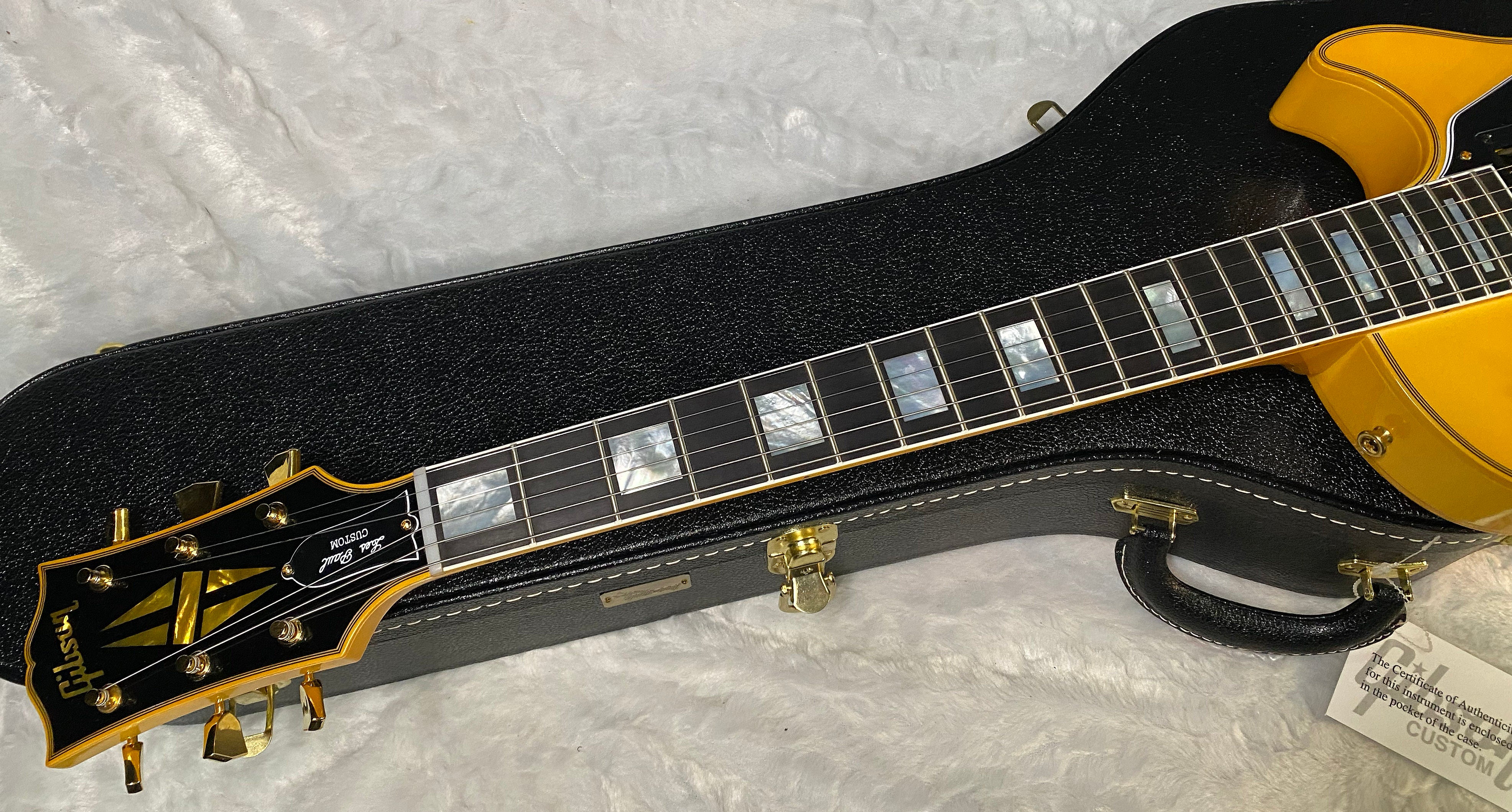 NEW! Gibson Custom Shop '68 Les Paul Custom Reissue Dealer Select One of a Kind - VOS - Heavy Antique White Finish - Authorized Dealer - G06819