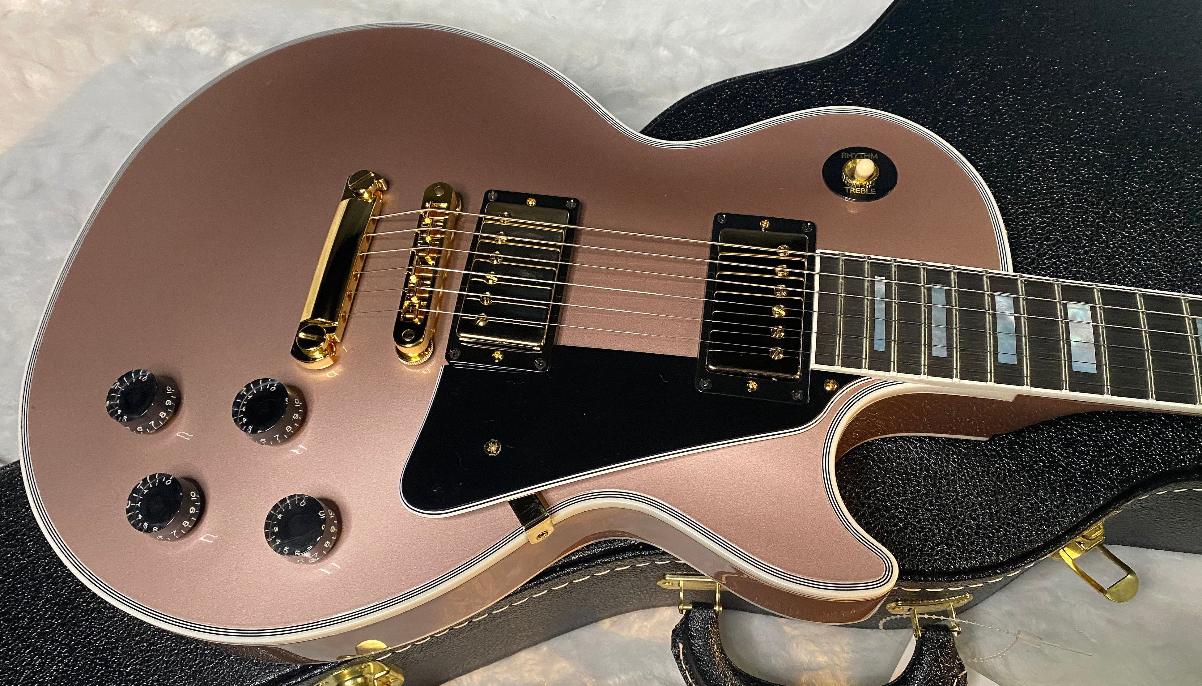 NEW! Gibson Dealer Select Custom Shop Les Paul Custom - Rose Gold - Authorized Dealer - Only 9.5 lbs - G06808