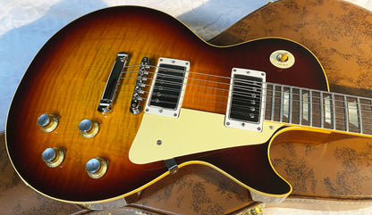 NEW ! Gibson Custom Shop 1960 Les Paul - Tri Burst Gloss Finish - Authorized Dealer - Hand Picked Curly Maple Flame Top - 8.65 lbs - G06818
