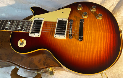 NEW ! Gibson Custom Shop 1960 Les Paul - Tri Burst Gloss Finish - Authorized Dealer - Hand Picked Curly Maple Flame Top - 8.65 lbs - G06818