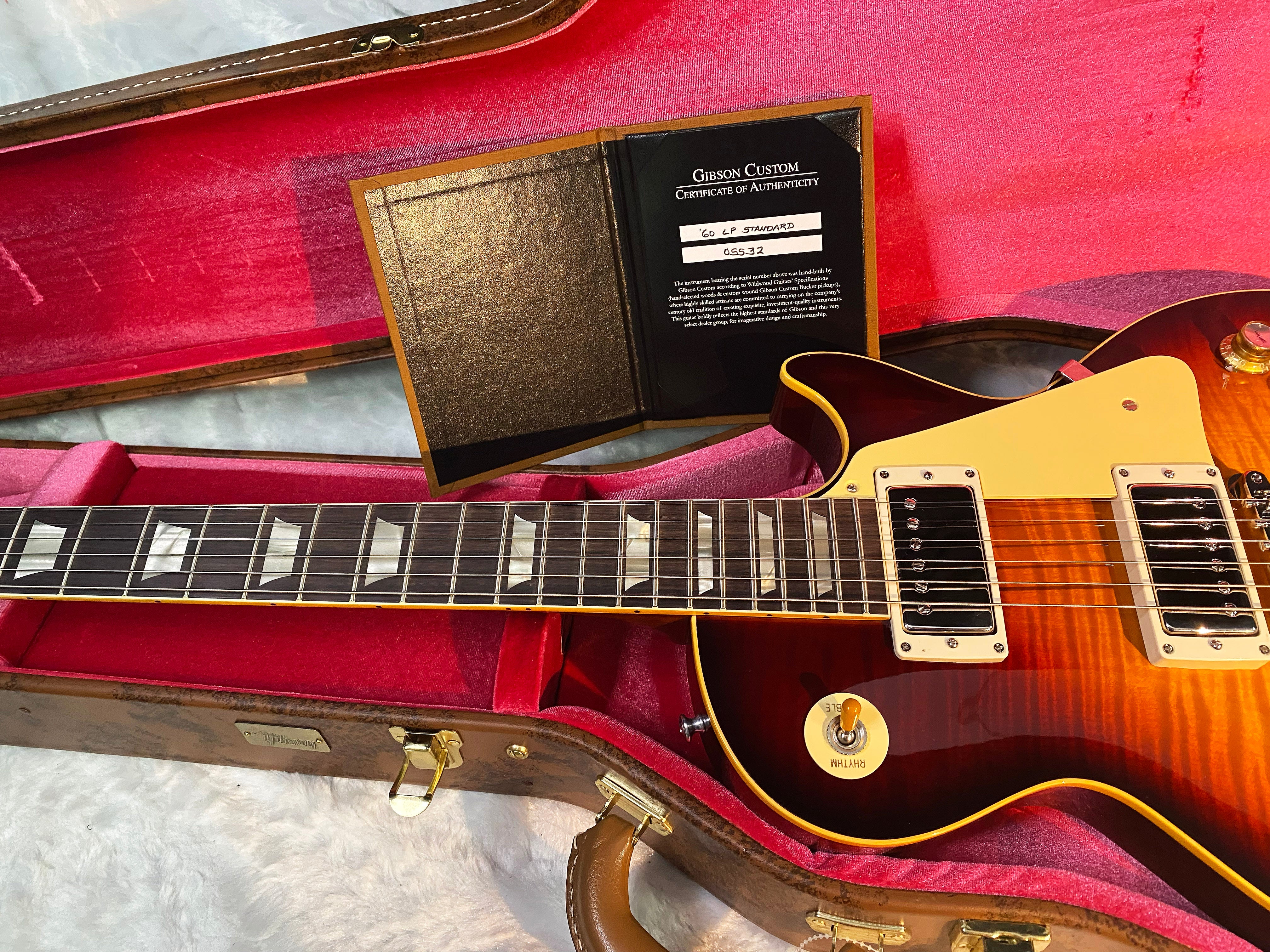 NEW ! Gibson Custom Shop 1960 Les Paul - Tri Burst Gloss Finish - Authorized Dealer - Hand Picked Curly Maple Flame Top - 8.65 lbs - G06818