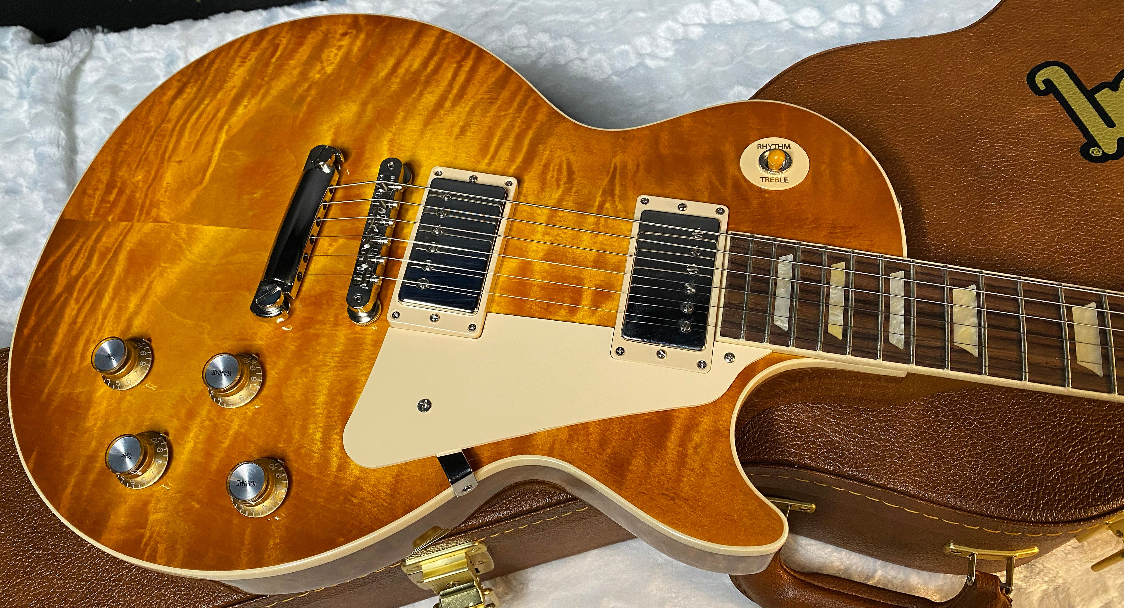 NEW! Gibson Les Paul 60's Standard - Honey Lemon Burst - Limited Edition - Authorized Dealer - AAA Flame / Quilt Maple Top - 9.8 lbs - G06088