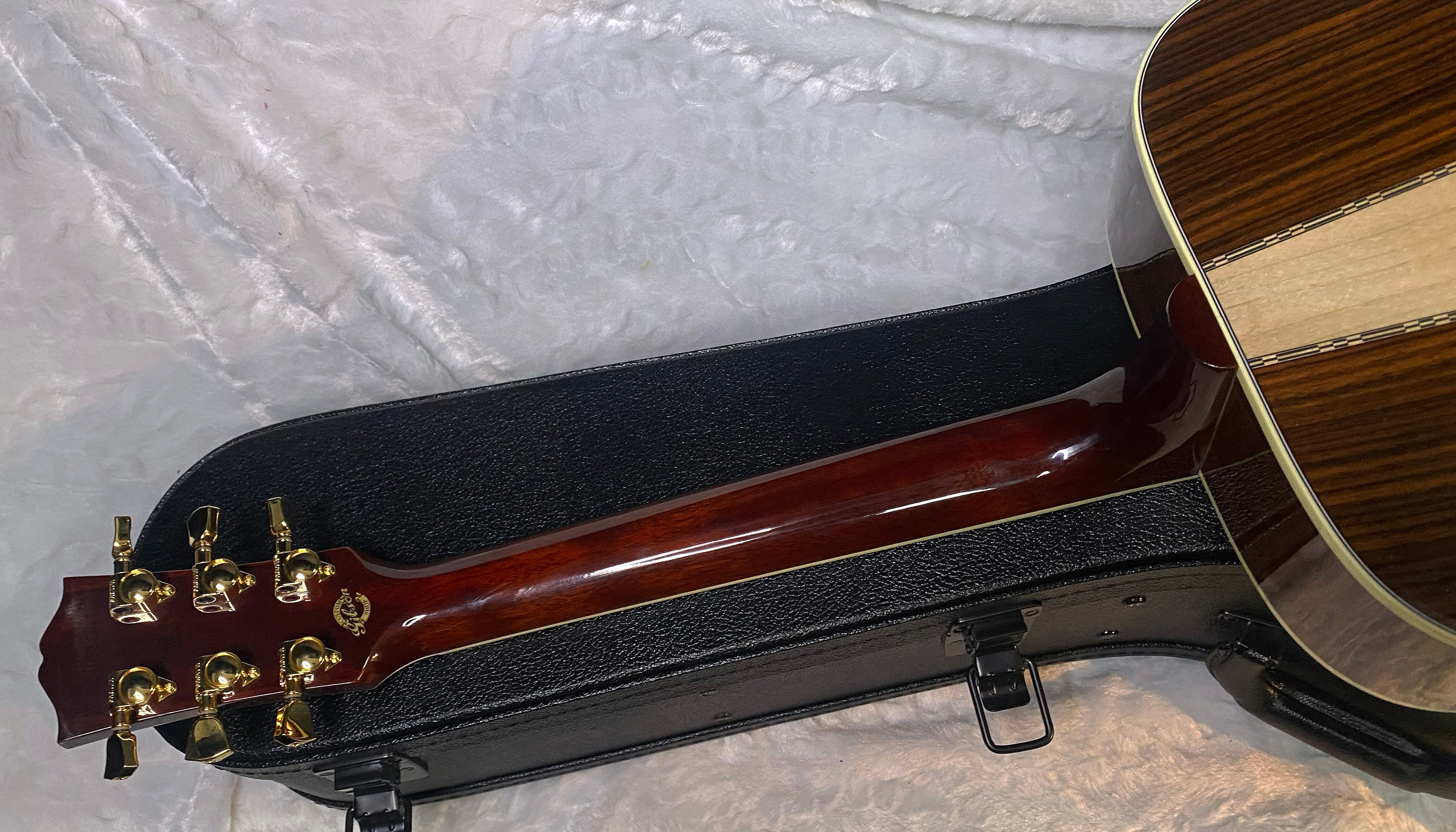 NEW! Gibson Custom Shop Hummingbird Rosewood 3-Piece Back Acoustic-Electric Guitar - Rosewood Burst - 5.1 lbs - Authorized Dealer! G06881