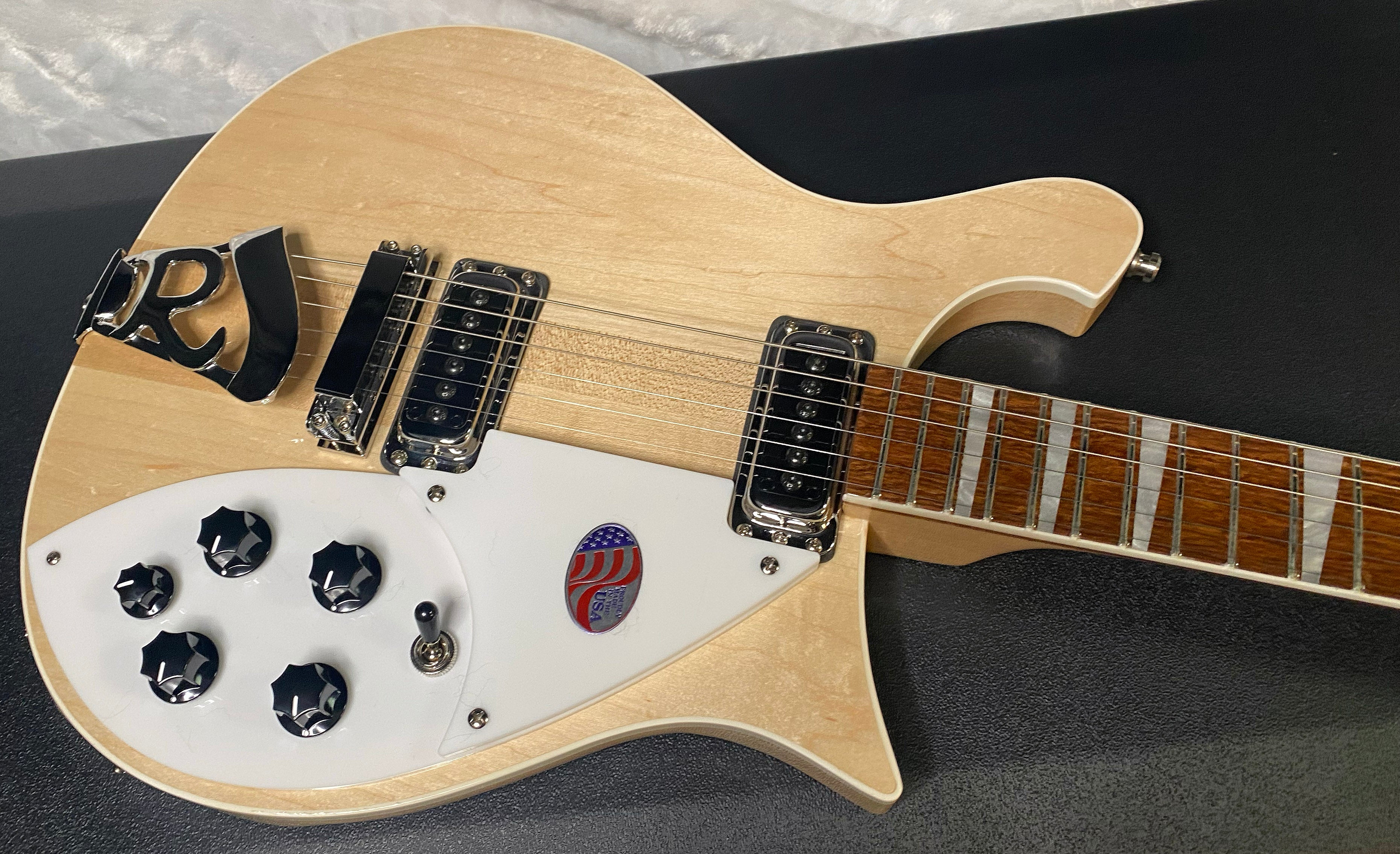 NEW Rickenbacker 620 Fire Glo MG Mapleglo - Authorized Dealer - In-Stock! 7.75 lbs -G06868