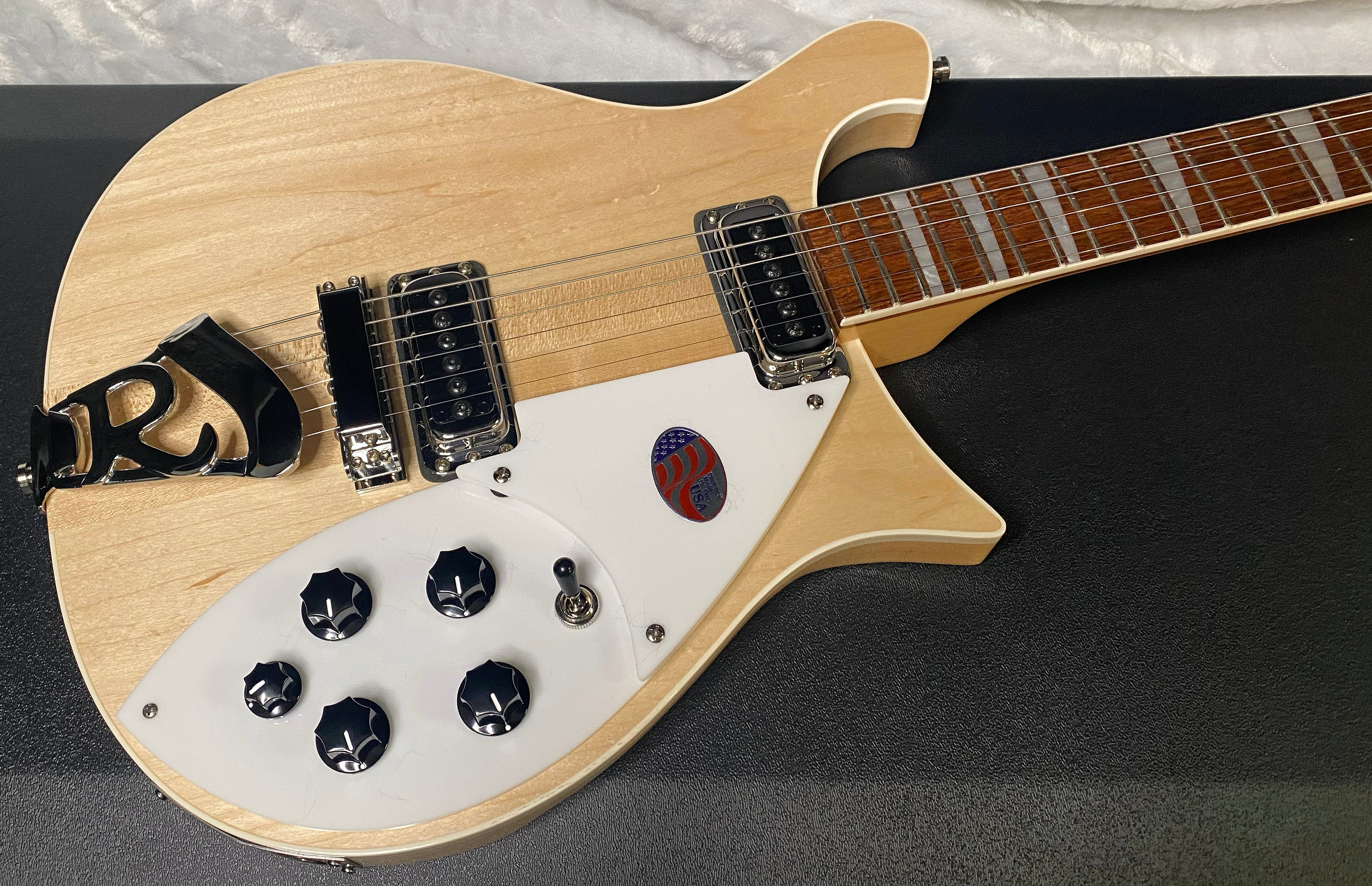 NEW Rickenbacker 620 Fire Glo MG Mapleglo - Authorized Dealer - In-Stock! 7.75 lbs -G06868