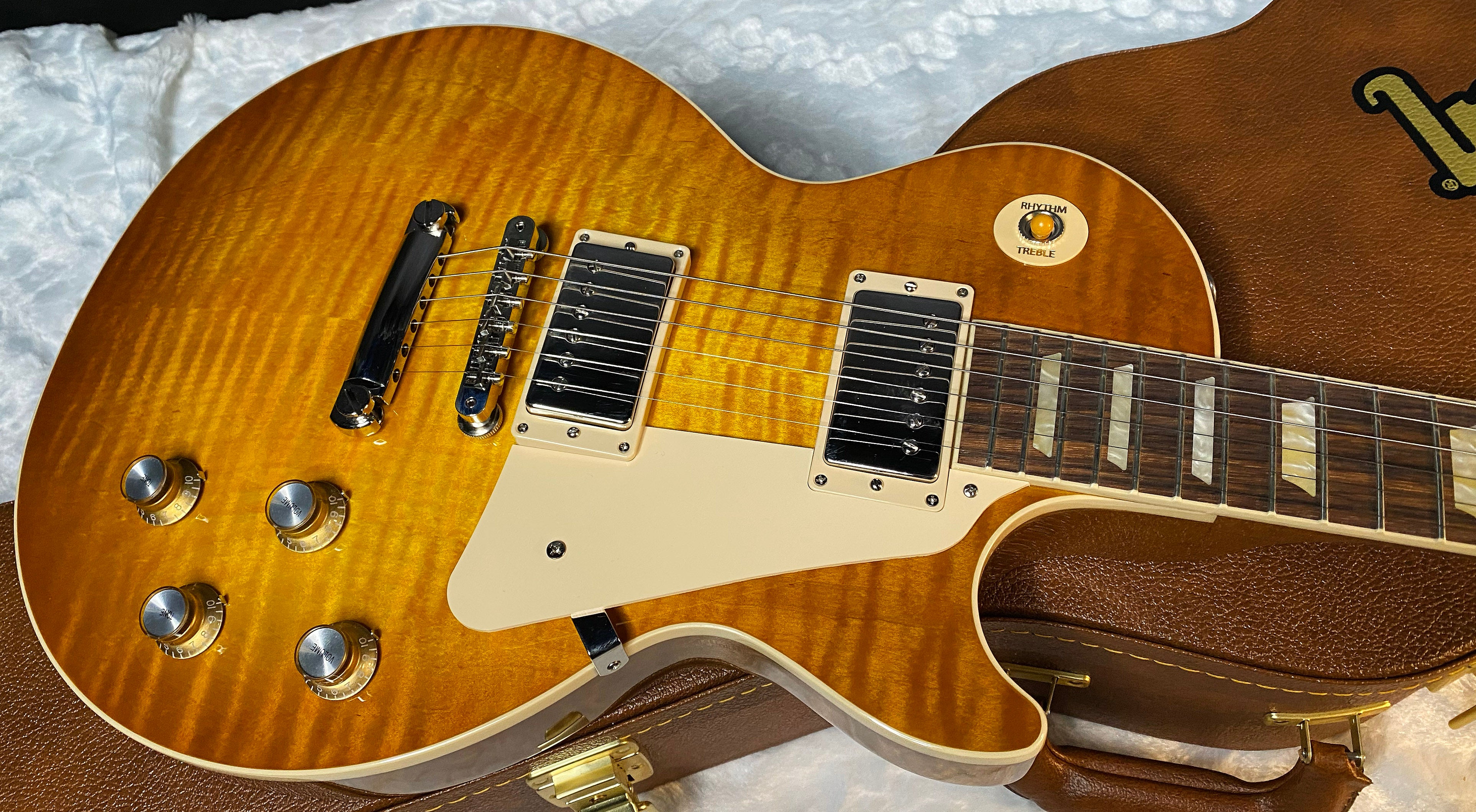 NEW! Gibson Les Paul 60's Standard - Honey Lemon Burst - Limited Edition - Authorized Dealer - AAA Flame Maple Top - 9.4 lbs - G06094