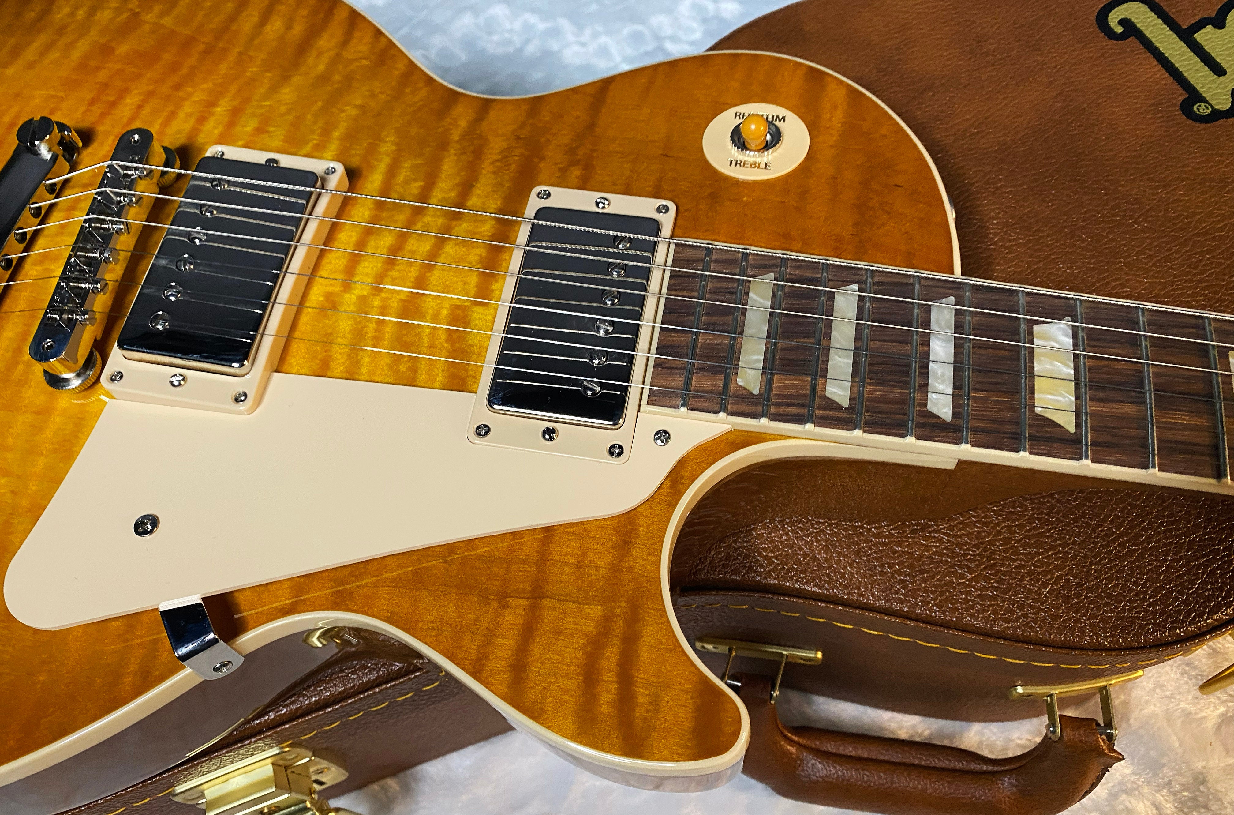 NEW! Gibson Les Paul 60's Standard - Honey Lemon Burst - Limited Edition - Authorized Dealer - AAA Flame Maple Top - 9.4 lbs - G06094