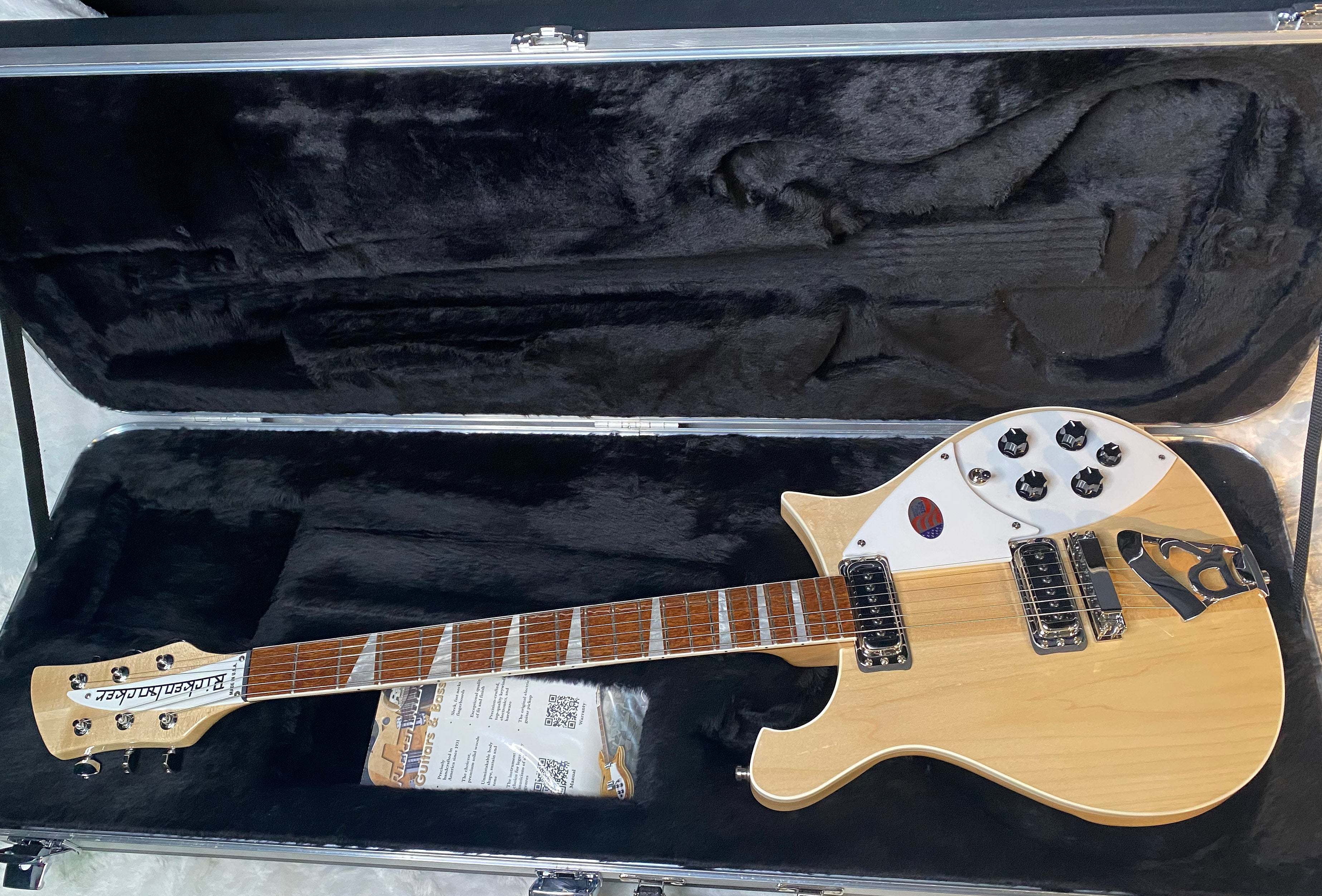 NEW Rickenbacker 620 Fire Glo MG Mapleglo - Authorized Dealer - In-Stock! 7.75 lbs -G06868