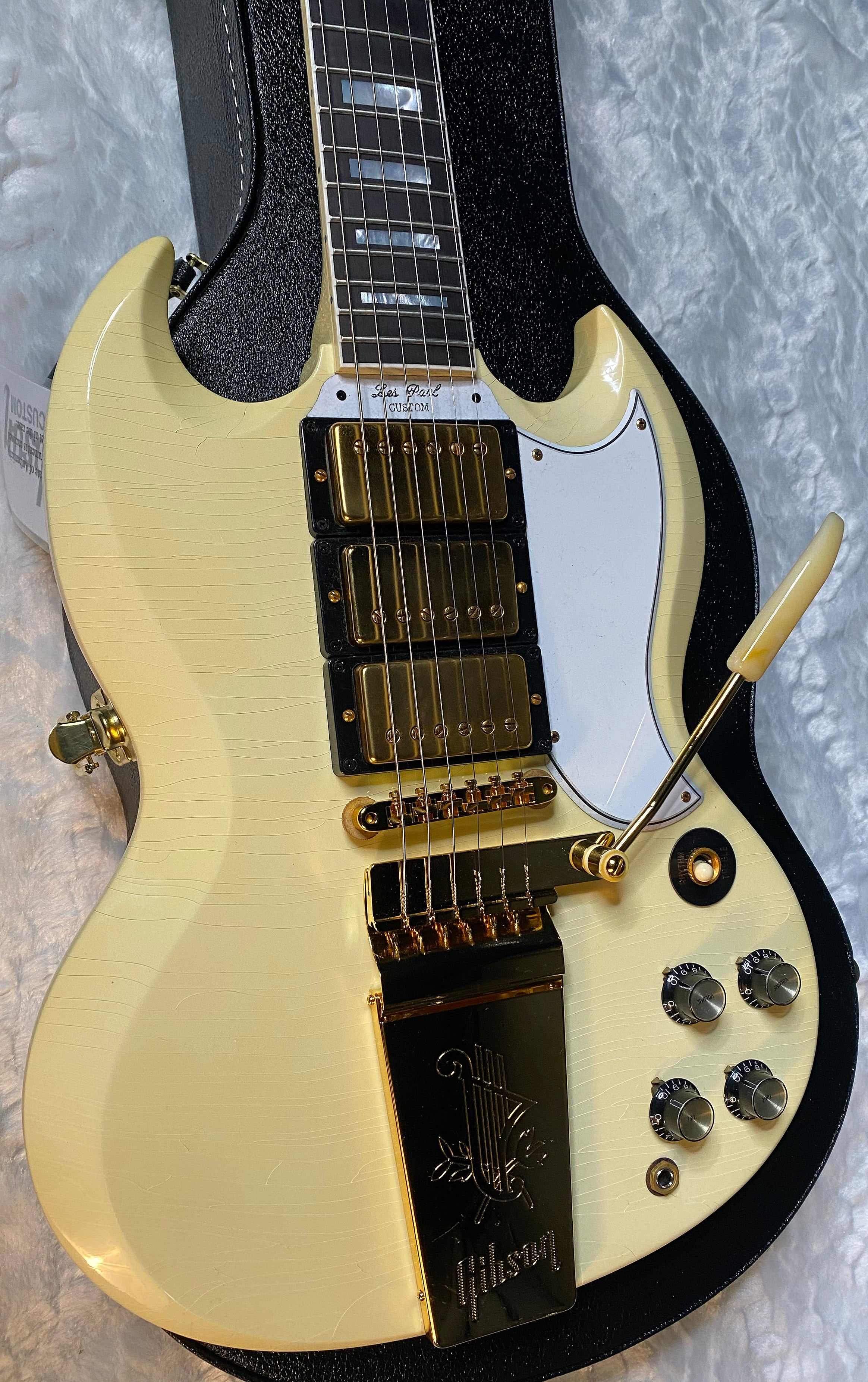 NEW! Gibson SG Standard '63 Custom Reissue Murphy Lab Ultra Light Aged with Maestro Vibrola 3 Pick-Up - Authorized Dealer - G06144