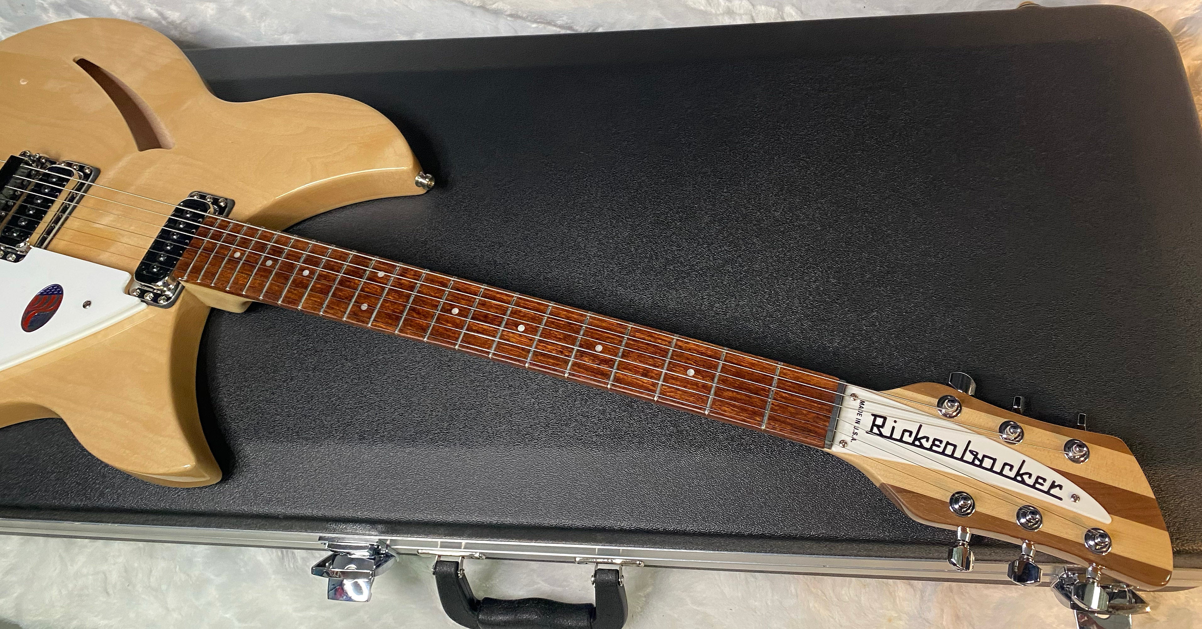 NEW! Rickenbacker 330 Maple Glo MG - Semi Hollow Electric Guitar - Flamed Maple Back! - Authorized Dealer - 7.5 lbs - G06834