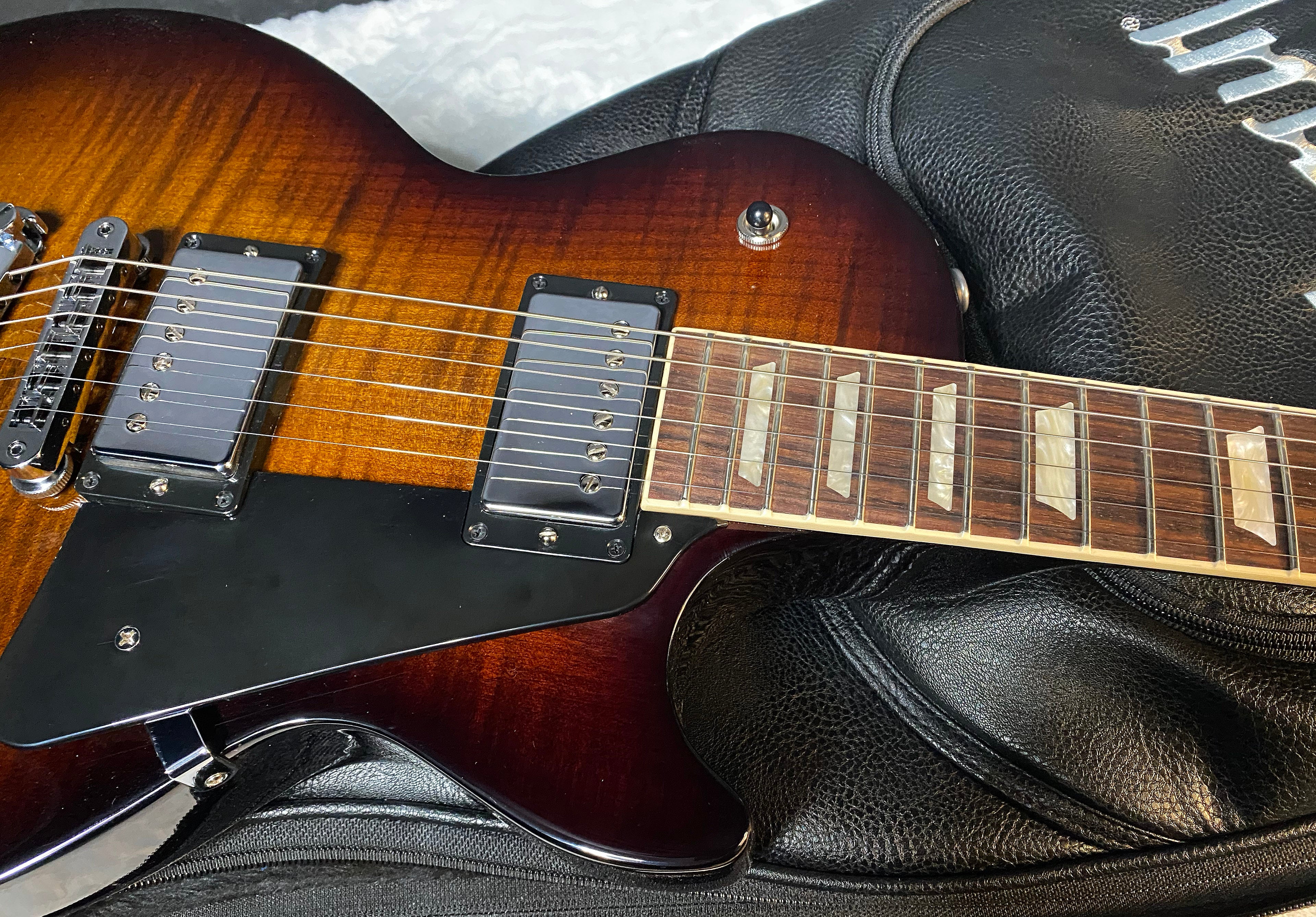 NEW! Gibson Les Paul Studio Electric Guitar - Smokehouse Burst - AA Flame Maple Top - 7.4lbs - Authorized Dealer - G06097