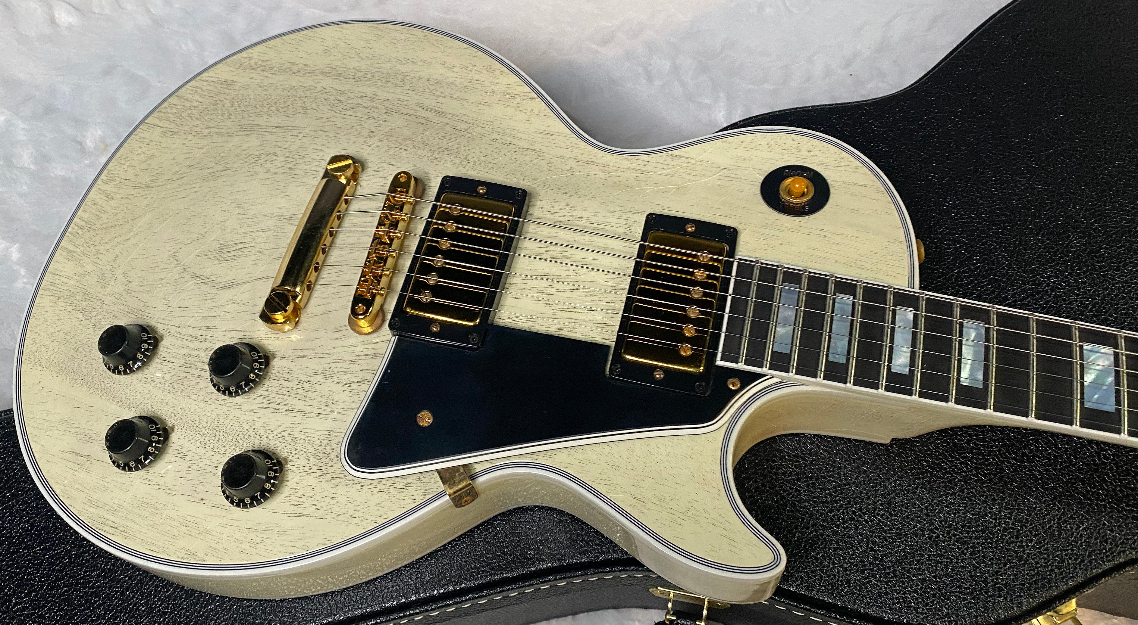 NEW! Gibson Les Paul Custom 1957 Reissue Murphy Lab Ultra Light Aged - Custom Ordered in TV White - Custom Shop - 8.9 lbs - Authorized Dealer - G06811