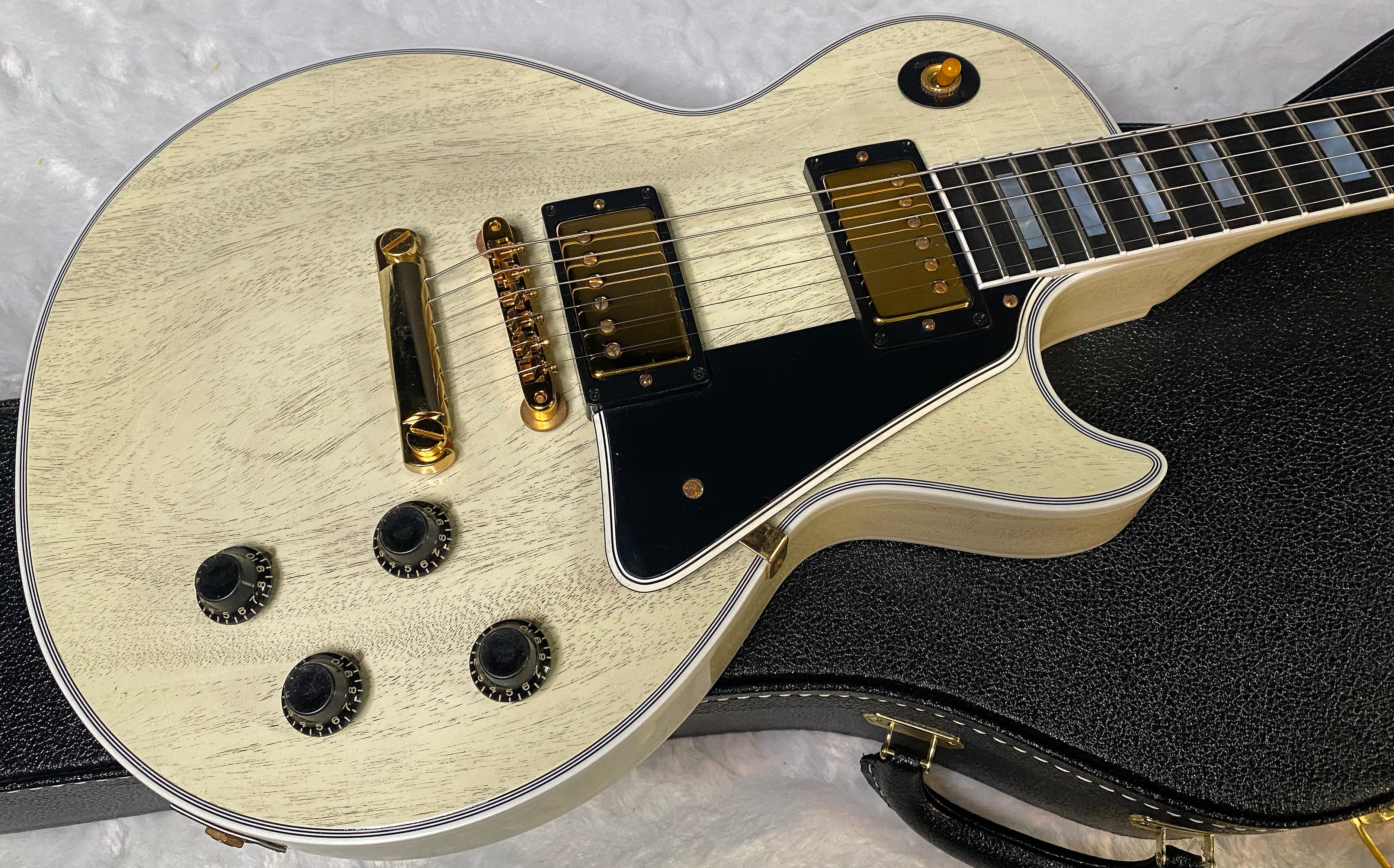 NEW! Gibson Les Paul Custom 1957 Reissue Murphy Lab Ultra Light Aged - Custom Ordered in TV White - Custom Shop - 8.9 lbs - Authorized Dealer - G06811