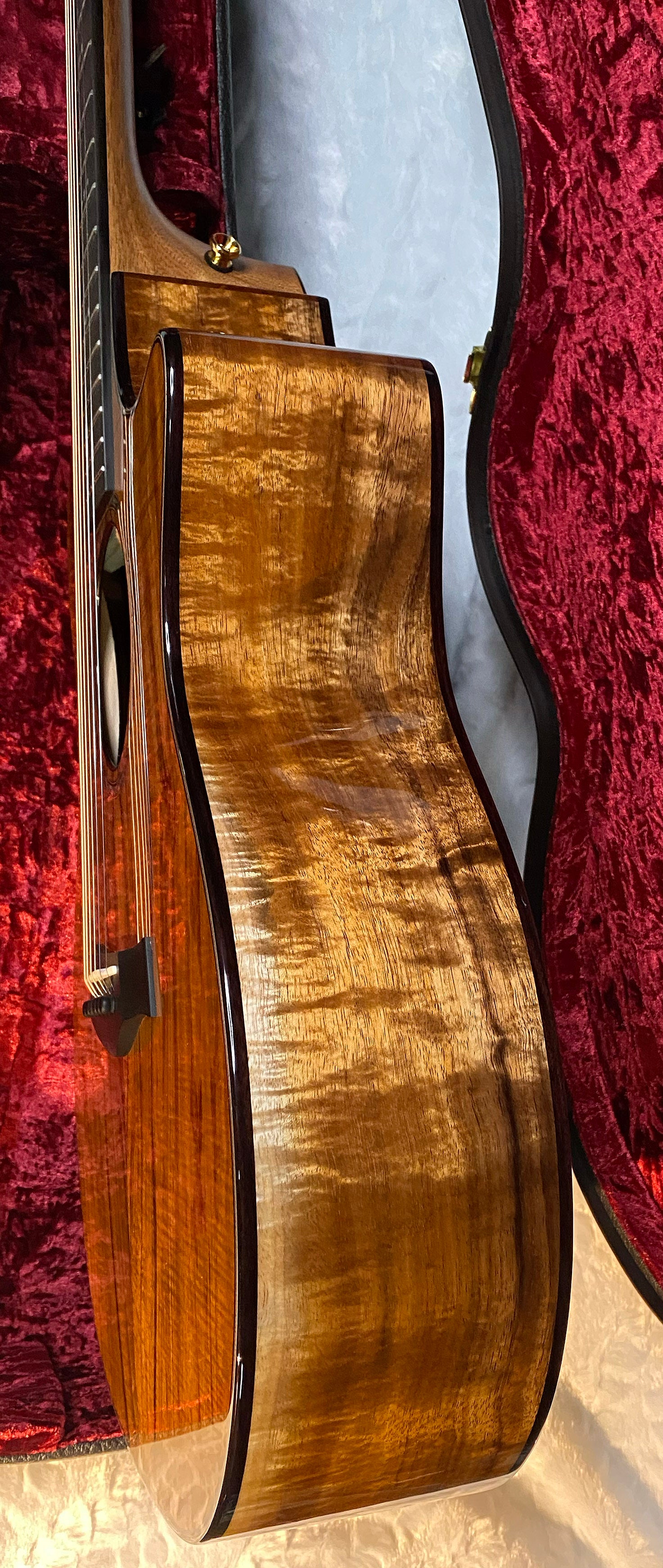 NEW! Taylor Custom 724ce Acoustic-Electric Guitar - Natural Gloss - AAAAA Hand Picked Koa - WOW! Authorized Dealer - G06840