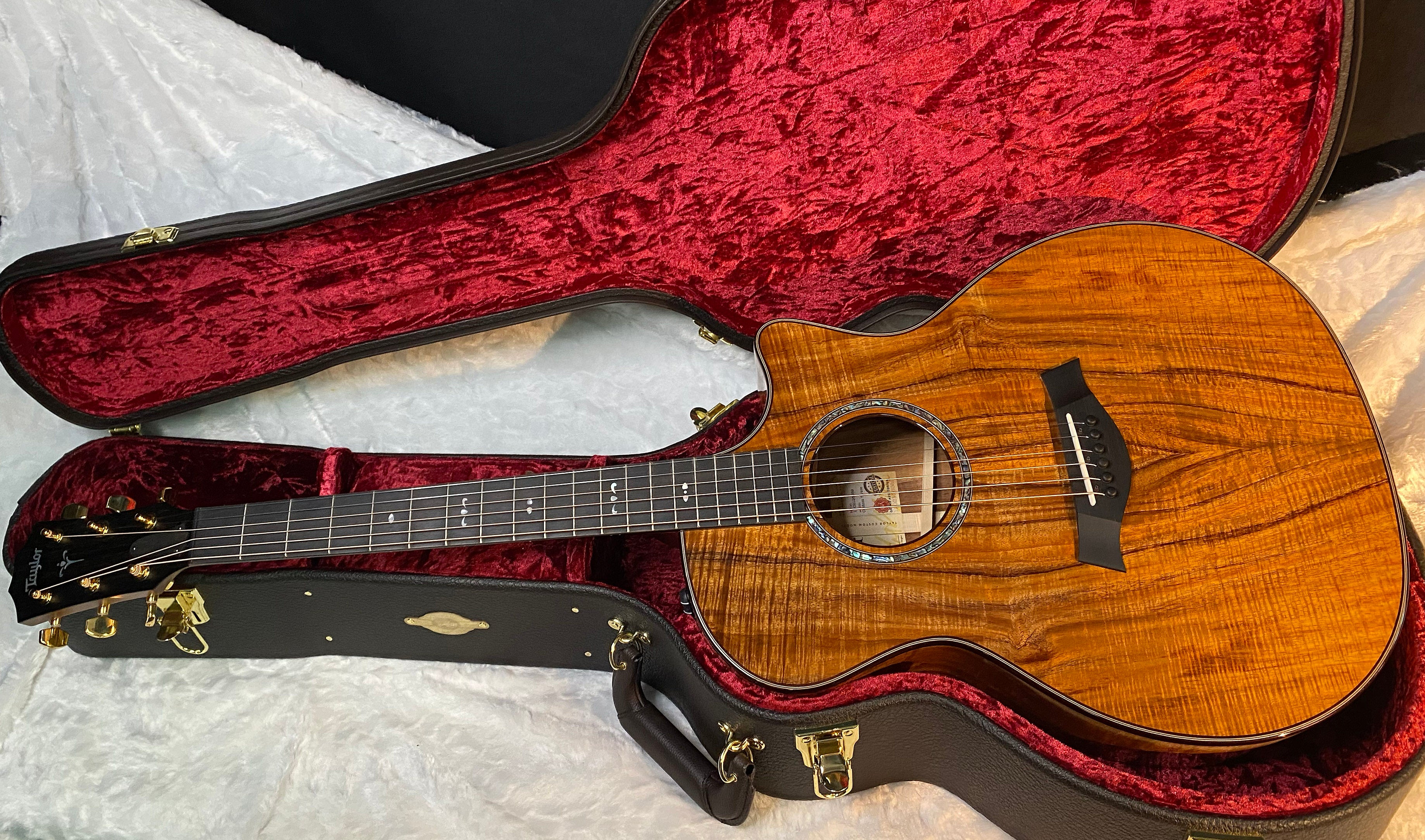 NEW! Taylor Custom 724ce Acoustic-Electric Guitar - Natural Gloss - AAAAA Hand Picked Koa - WOW! Authorized Dealer - G06840
