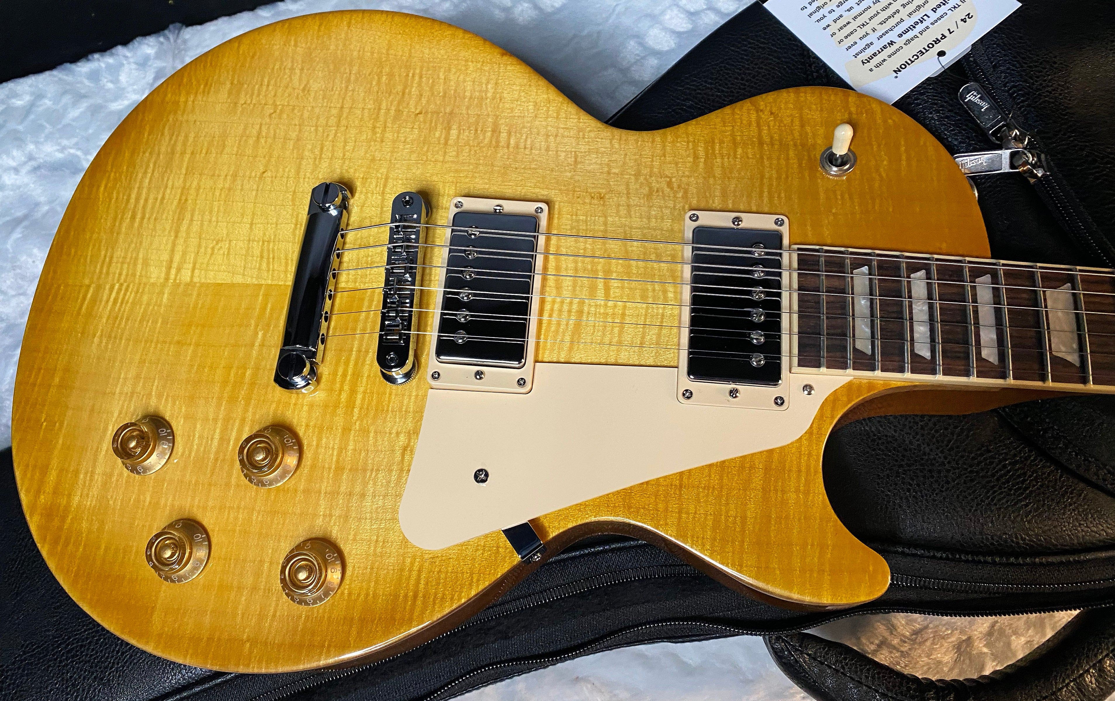 NEW! Gibson Exclusive Les Paul Studio Figured Electric Guitar - Honey Burst - AA Flame Top - Authorized Dealer - G06098