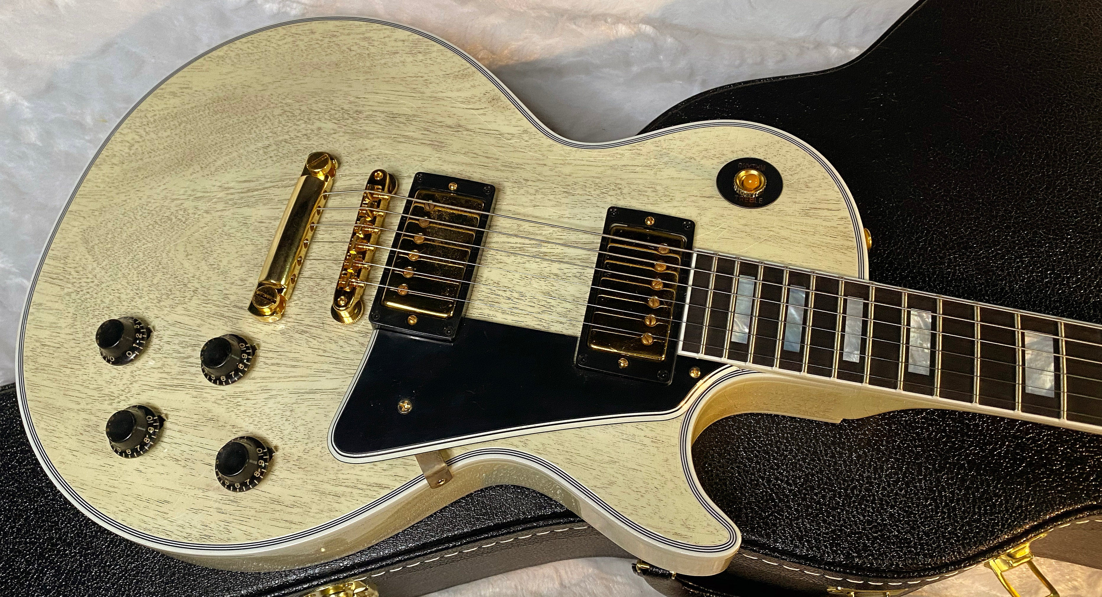 NEW! Gibson Les Paul Custom 1957 Reissue Murphy Lab Ultra Light Aged - Custom Ordered in TV White - Custom Shop - 8.5 lbs - Authorized Dealer - G06803