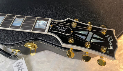 NEW! Gibson Les Paul Custom - Alpine White - Ebony Board - Authorized Dealer - 10.1 lbs - G06424