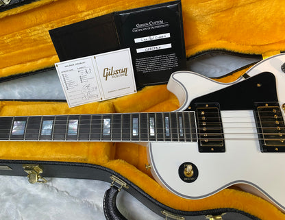 NEW! Gibson Les Paul Custom - Alpine White - Ebony Board - Authorized Dealer - 10.2 lbs - G06474