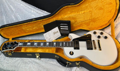 NEW! Gibson Les Paul Custom - Alpine White - Ebony Board - Authorized Dealer - 10.3 lbs - G06430