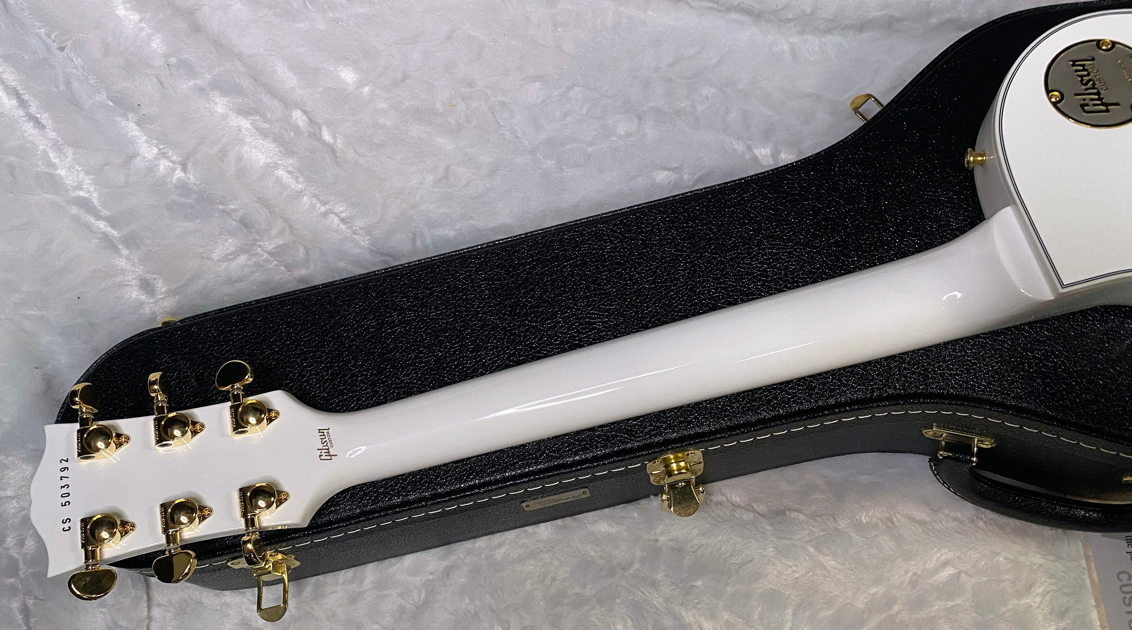 NEW! Gibson Les Paul Custom - Alpine White - Ebony Board - Authorized Dealer - Only 9.4 lbs - G06445
