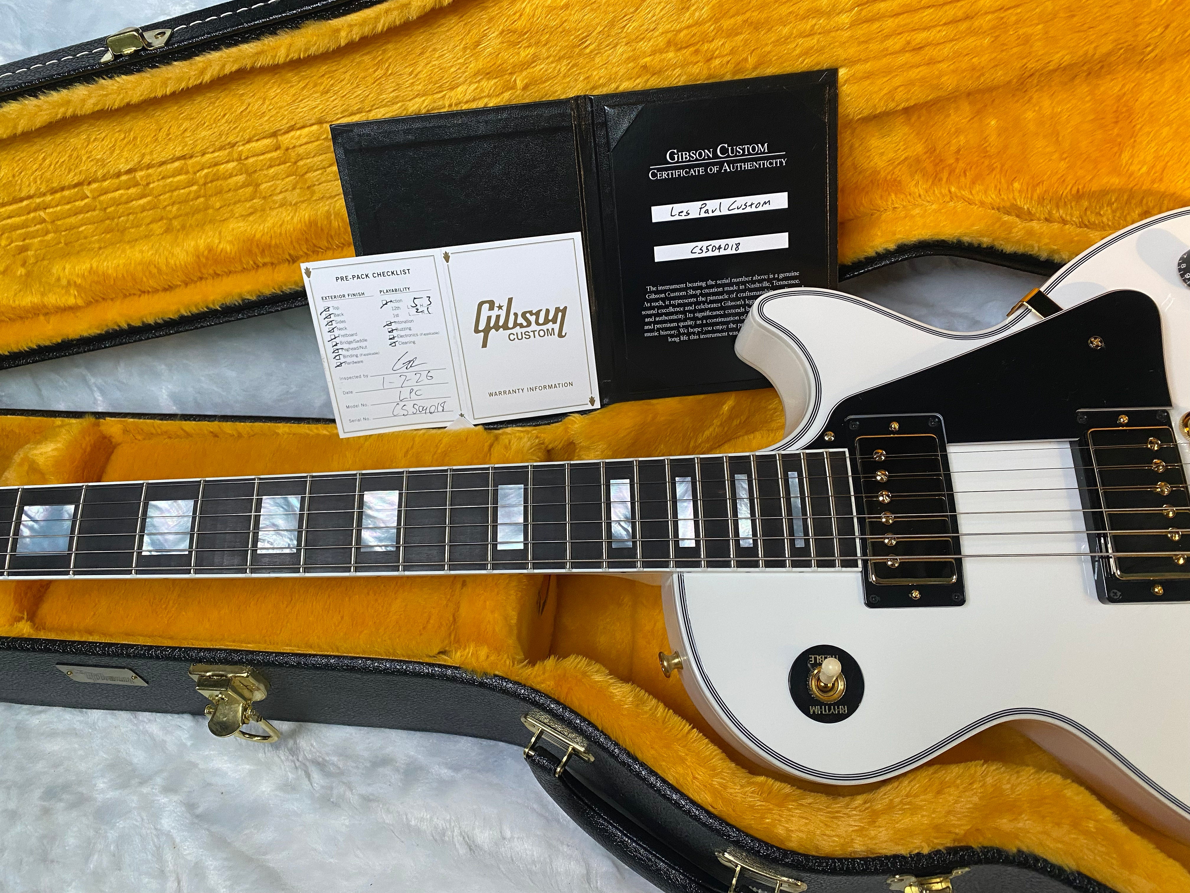 NEW! Gibson Les Paul Custom - Alpine White - Ebony Board - Authorized Dealer - 11.1 lbs WOW! - G06452
