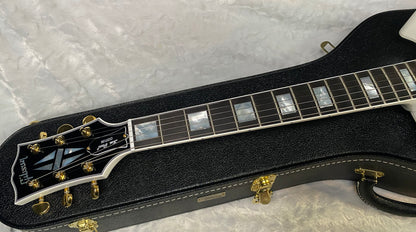 NEW! Gibson Les Paul Custom - Alpine White - Ebony Board - Authorized Dealer - Only 9.5 lbs - G06451