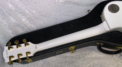 NEW! Gibson Les Paul Custom - Alpine White - Ebony Board - Authorized Dealer - Only 9.5 lbs - G06451