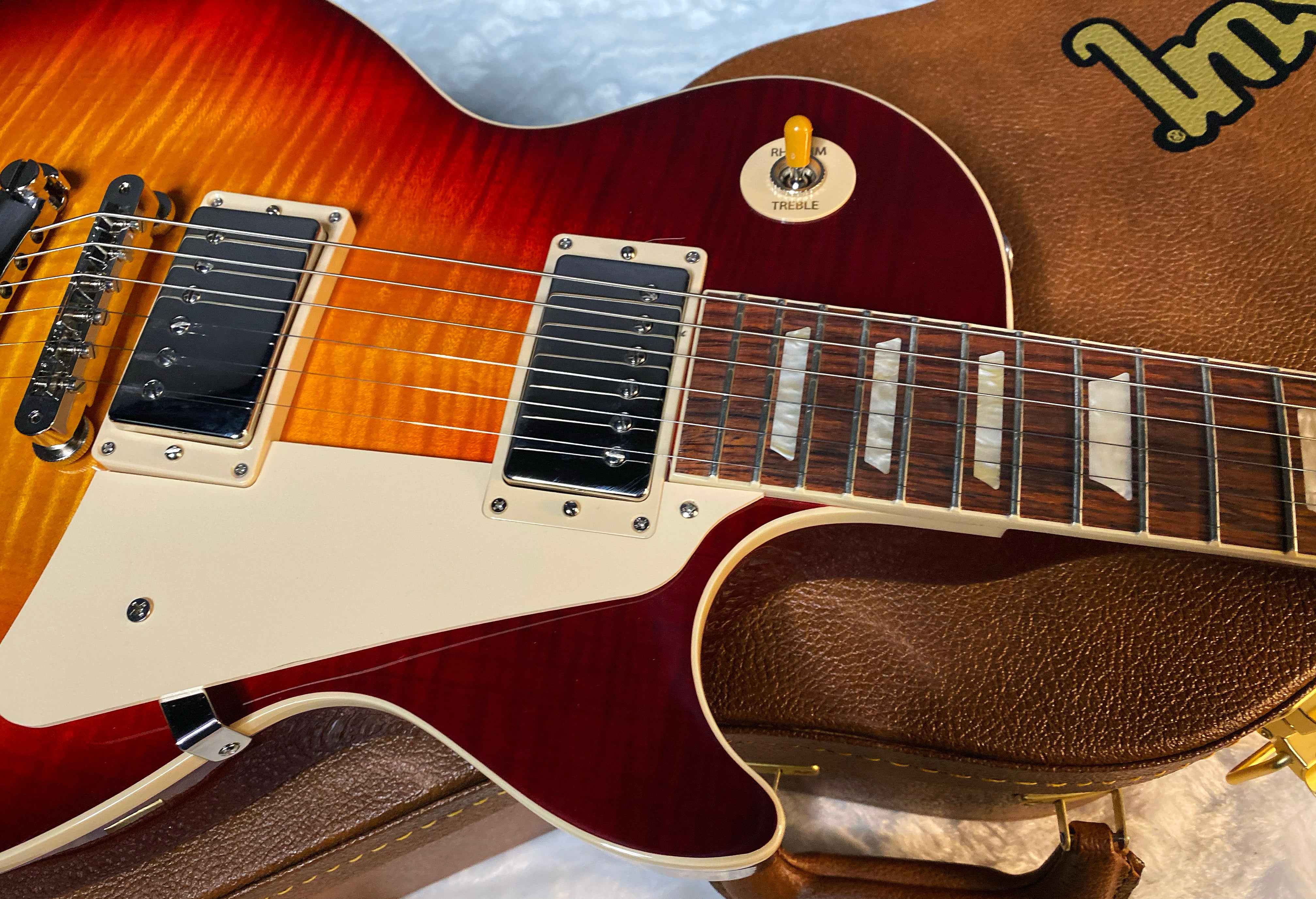NEW! Gibson Les Paul 60's Standard - Dark Cherry Sunburst - Limited Edition - Authorized Dealer - AAA Flame Maple Top - 9.35lbs - G06104