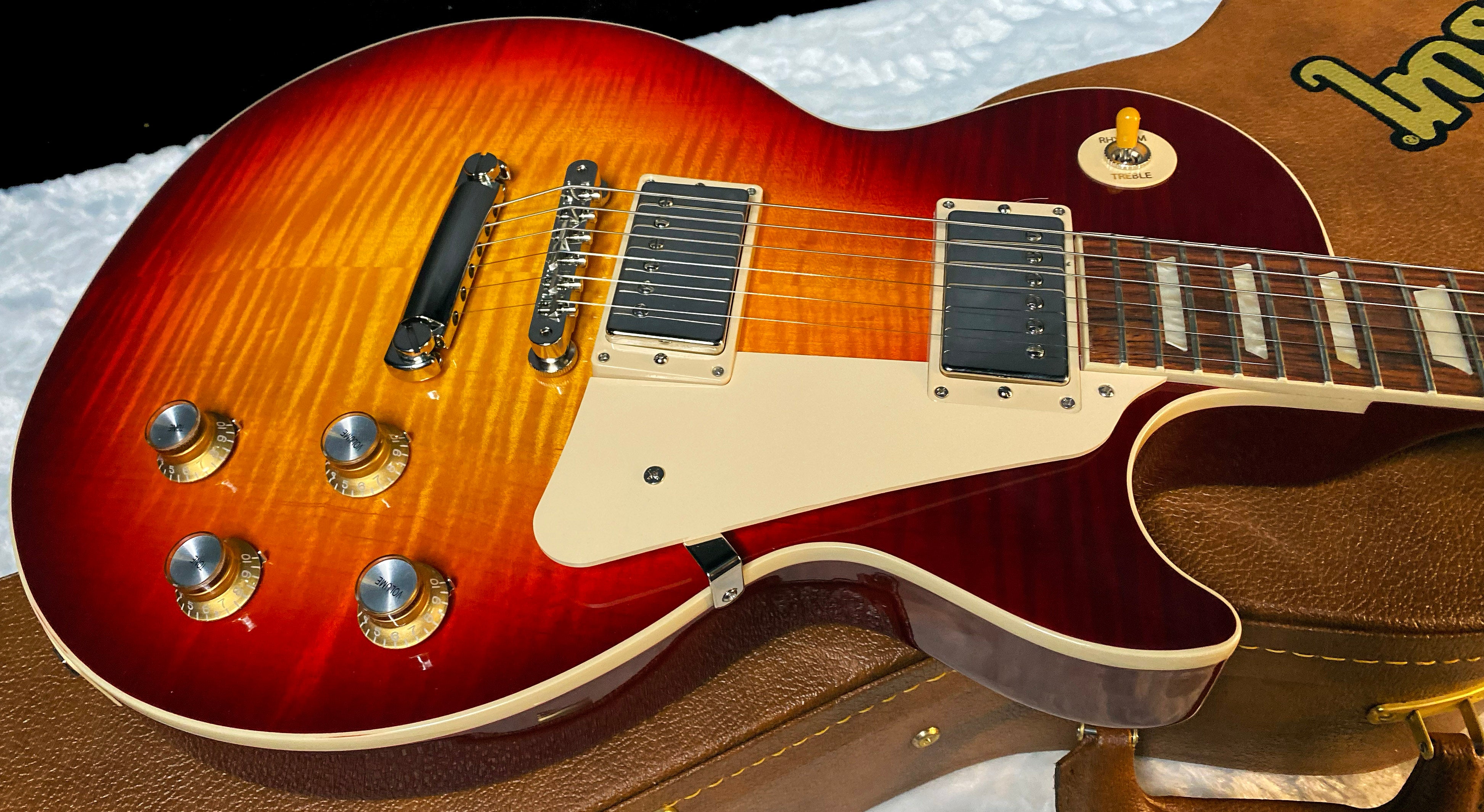 NEW! Gibson Les Paul 60's Standard - Dark Cherry Sunburst - Limited Edition - Authorized Dealer - AAA Flame Maple Top - 9.35lbs - G06104