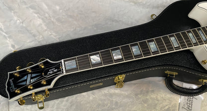 NEW! Gibson Les Paul Custom - Alpine White - Ebony Board - Authorized Dealer - Only 9.4lbs - G06414