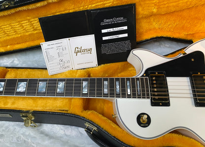 NEW! Gibson Les Paul Custom - Alpine White - Ebony Board - Authorized Dealer - Only 9.4lbs - G06414