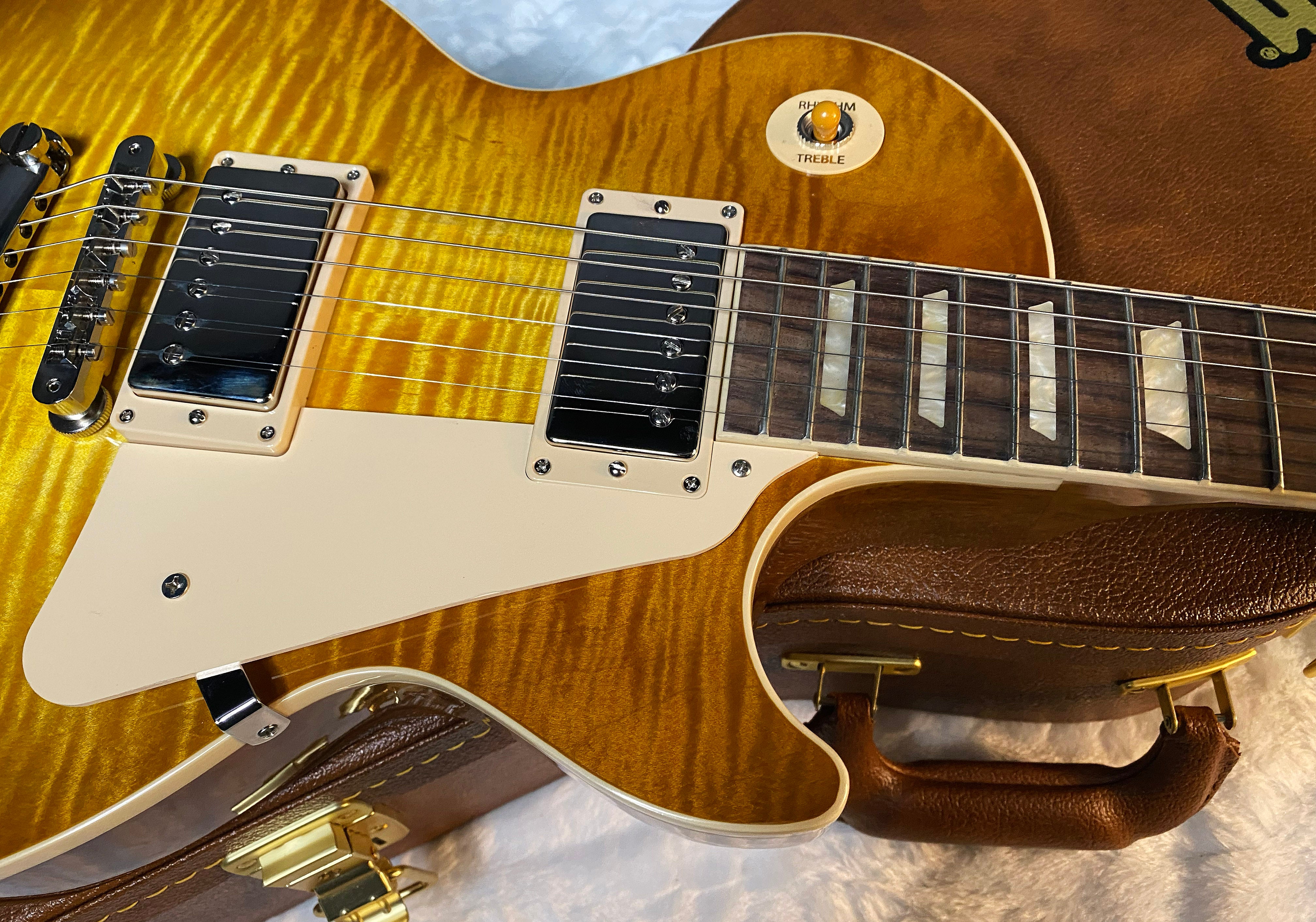 NEW! Gibson Les Paul 60's Standard - Honey Lemon Burst - Limited Edition - Authorized Dealer - AAA Flame Maple Top - 9.4 lbs - G06100