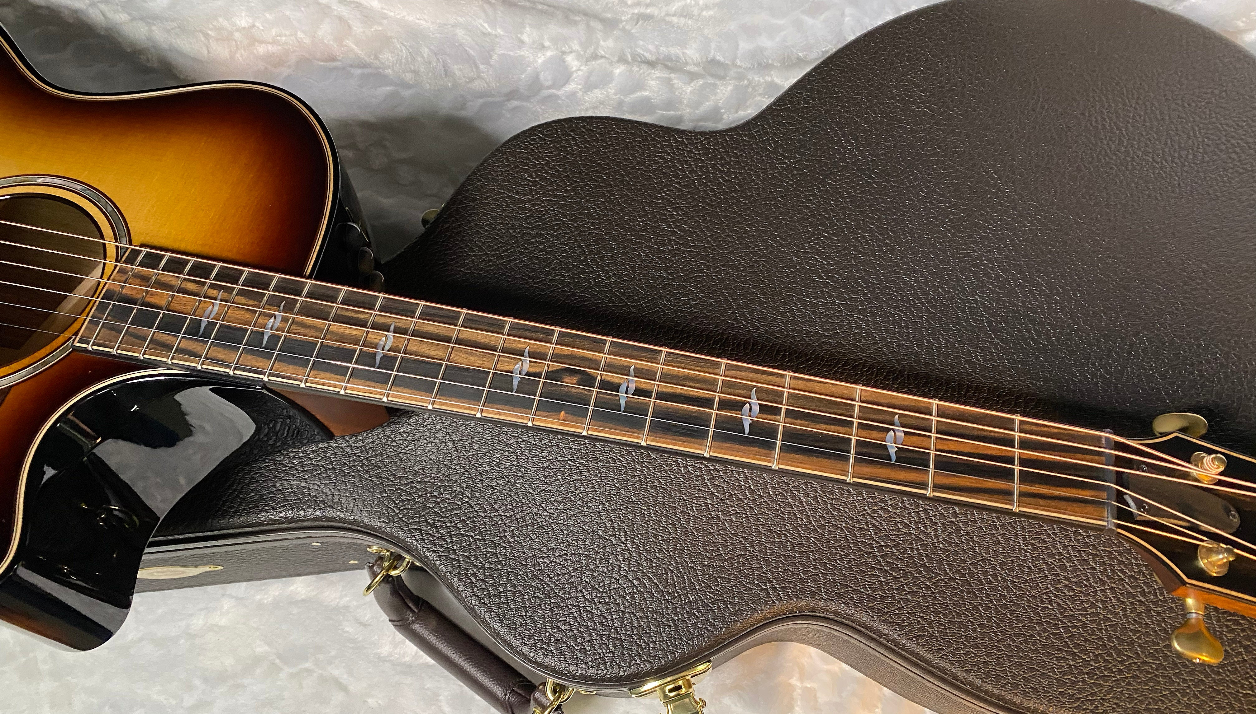 2025 Taylor 814ce Builder's Edition Acoustic-Electric Guitar - Shaded Edge Burst - Authorized Dealer - SAVE! G05447