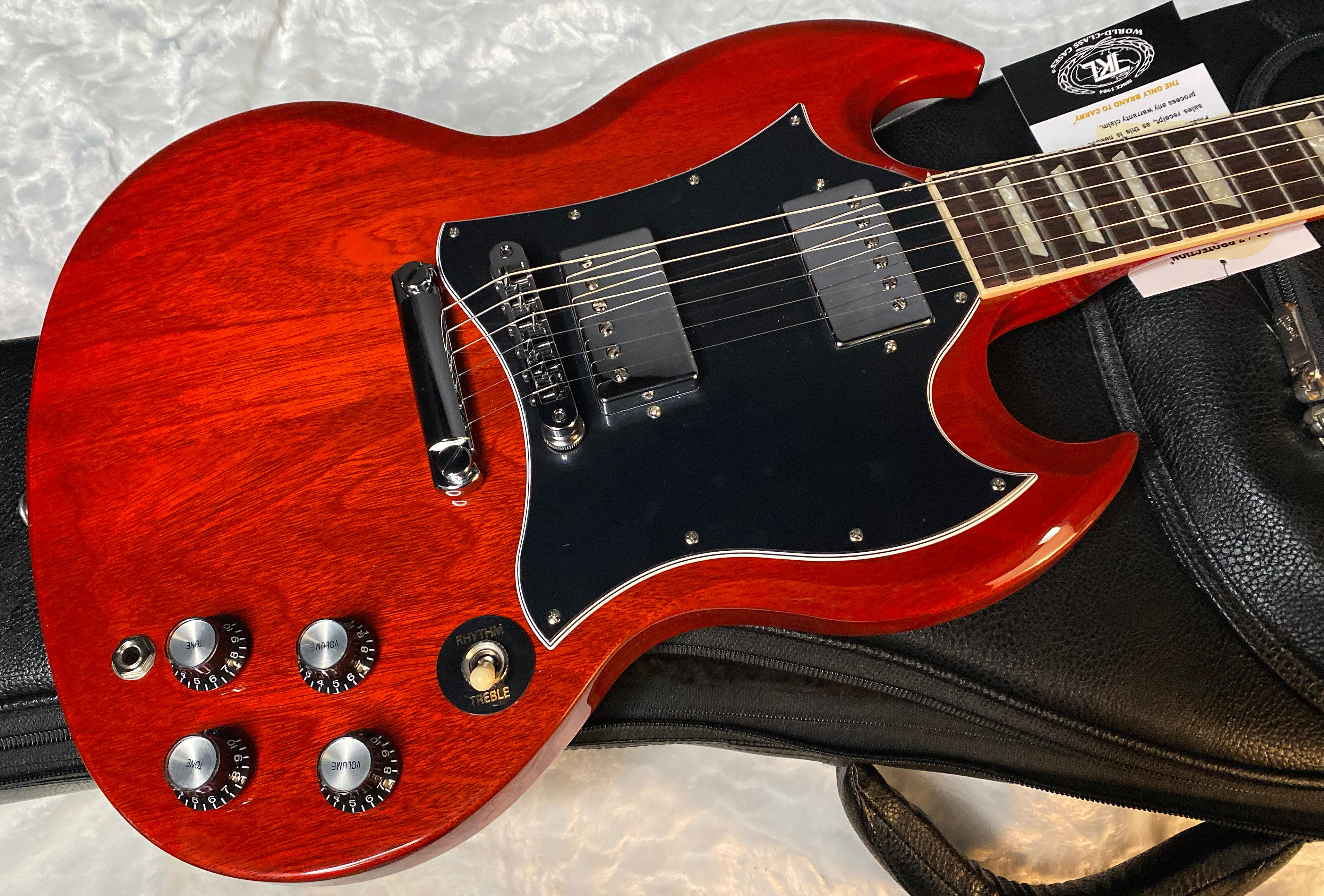 NEW! Gibson SG Standard Electric Guitar - Heritage Cherry - Only 6.7 lbs - Authorized Dealer - G06070