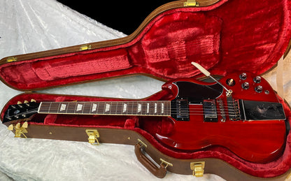 NEW! Gibson SG Standard '61 Maestro Vibrola Vintage Cherry - 7.3 lbs - Authorized Dealer! G06888