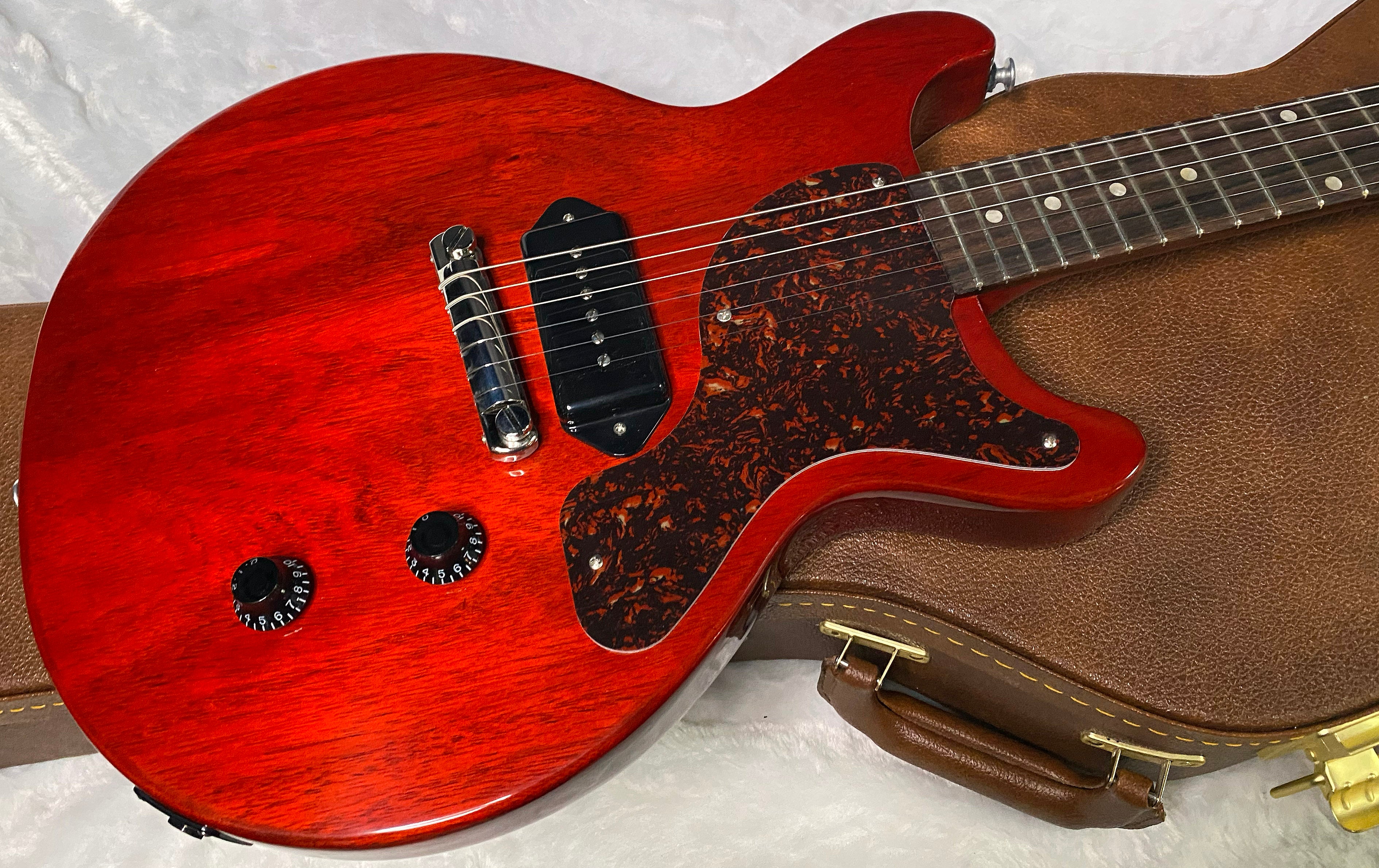 NEW! Gibson Les Paul Junior DC Double Cut - Vintage Cherry - Authorized Dealer - 6.5 lbs - G06907