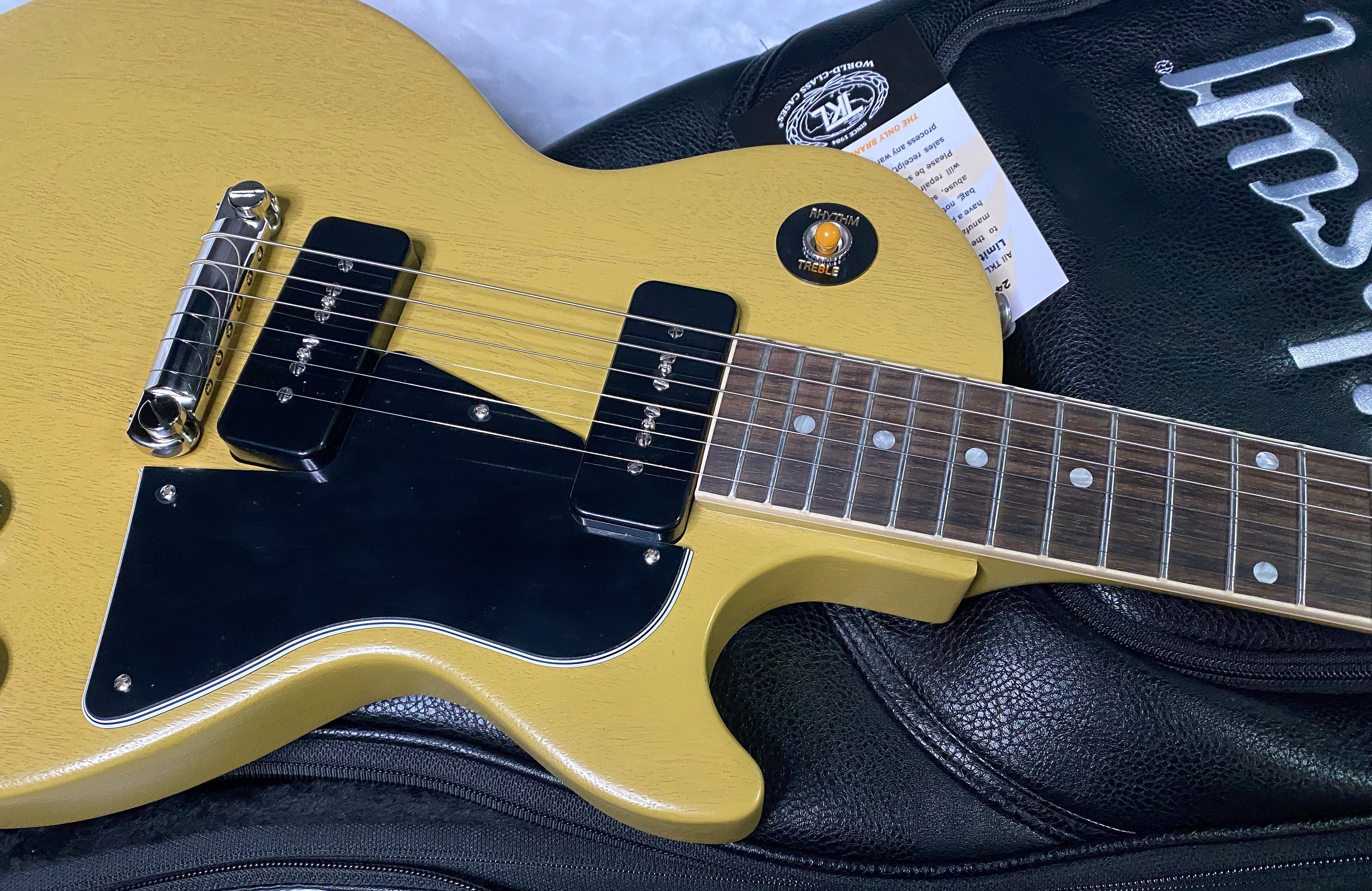 NEW ! Gibson Les Paul Special Faded - Satin TV Yellow - 7.1 lbs - Authorized Dealer - G06898