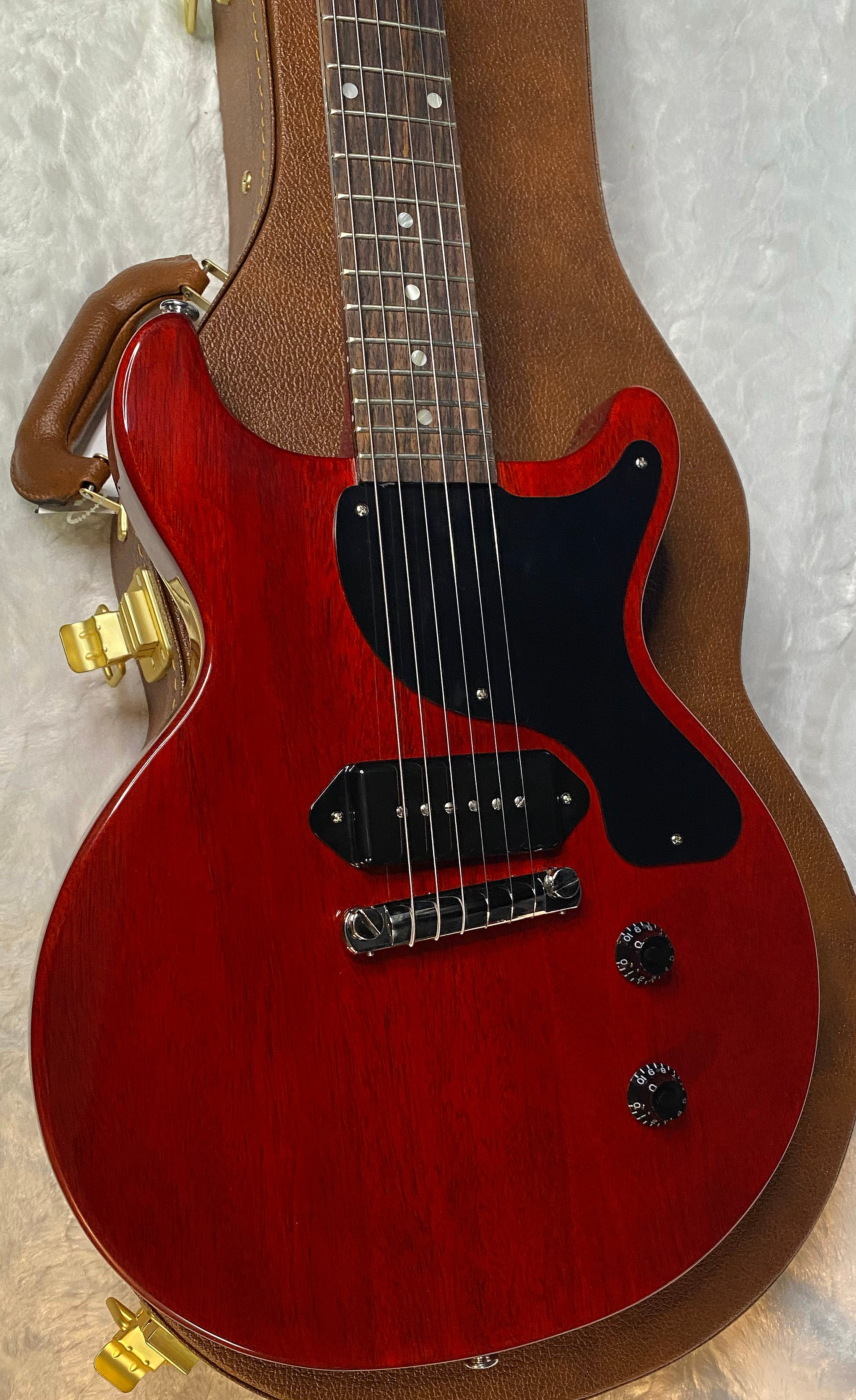 NEW! Gibson Les Paul Junior DC Double Cut - Vintage Cherry - Authorized Dealer - 6.3 lbs - G06894