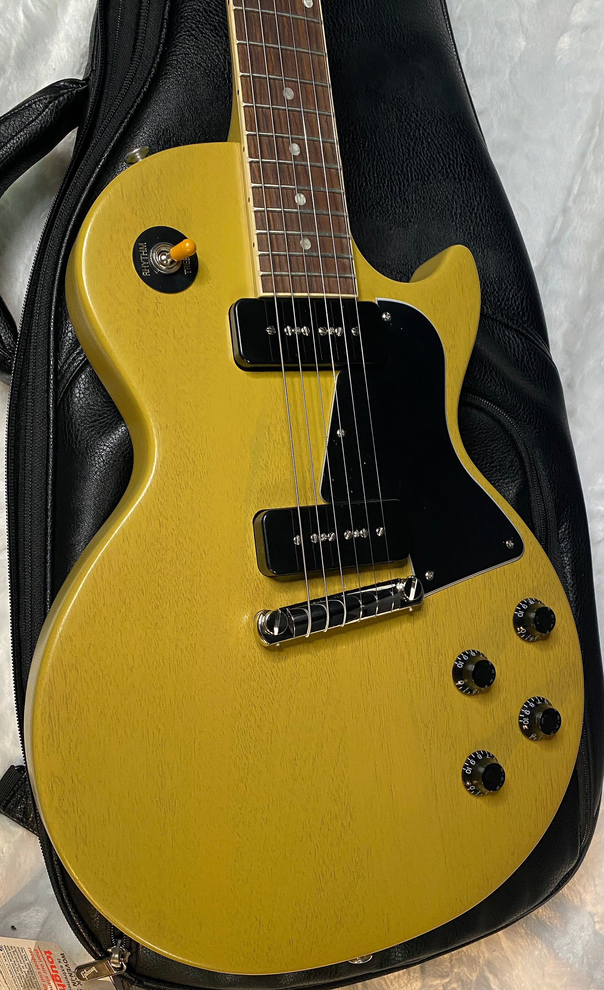 NEW ! Gibson Les Paul Special Faded - Satin TV Yellow - 7.6 lbs - Authorized Dealer - G06904