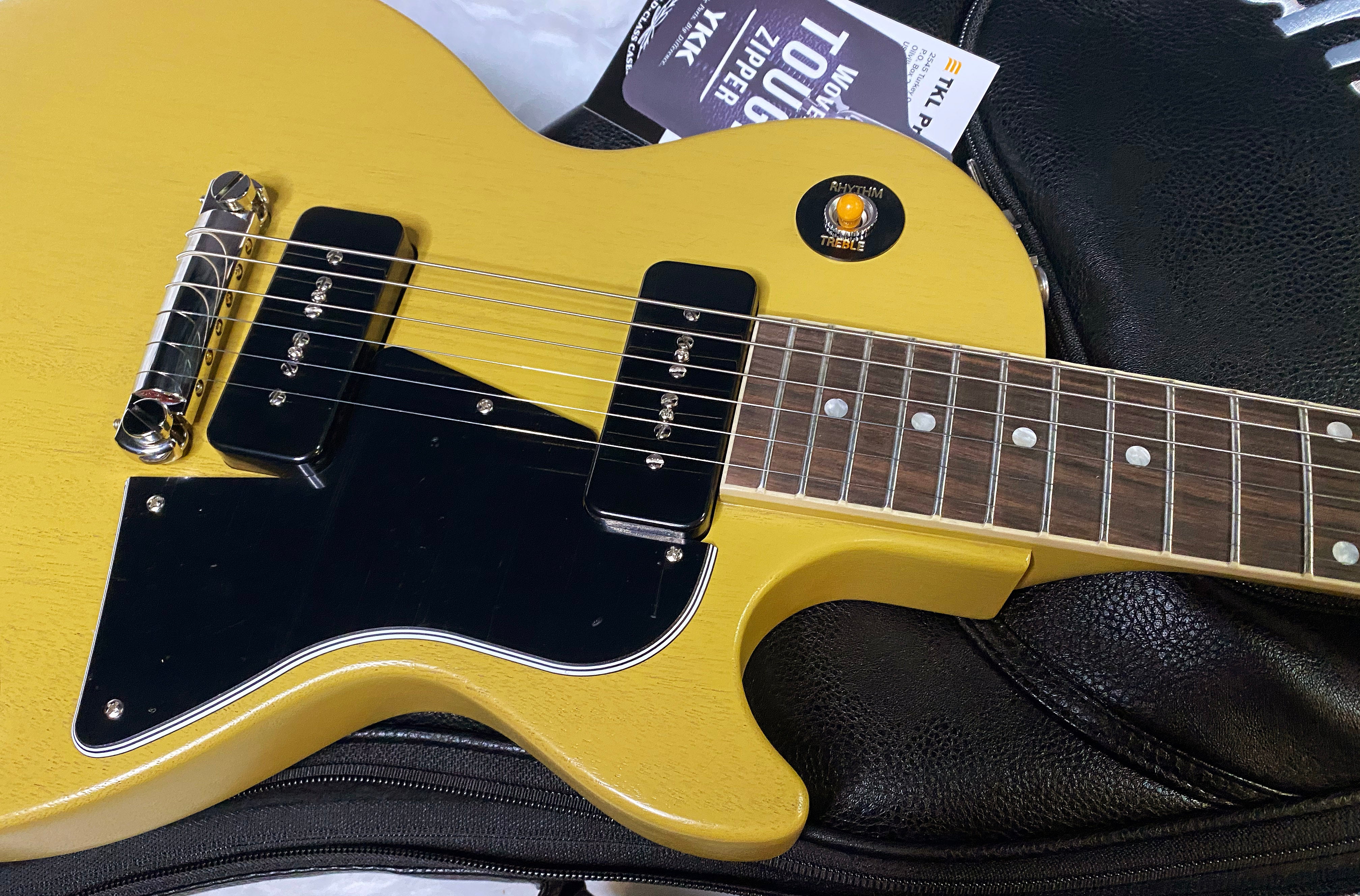 NEW ! Gibson Les Paul Special Faded - Satin TV Yellow - 8.2 lbs - Authorized Dealer - G06905