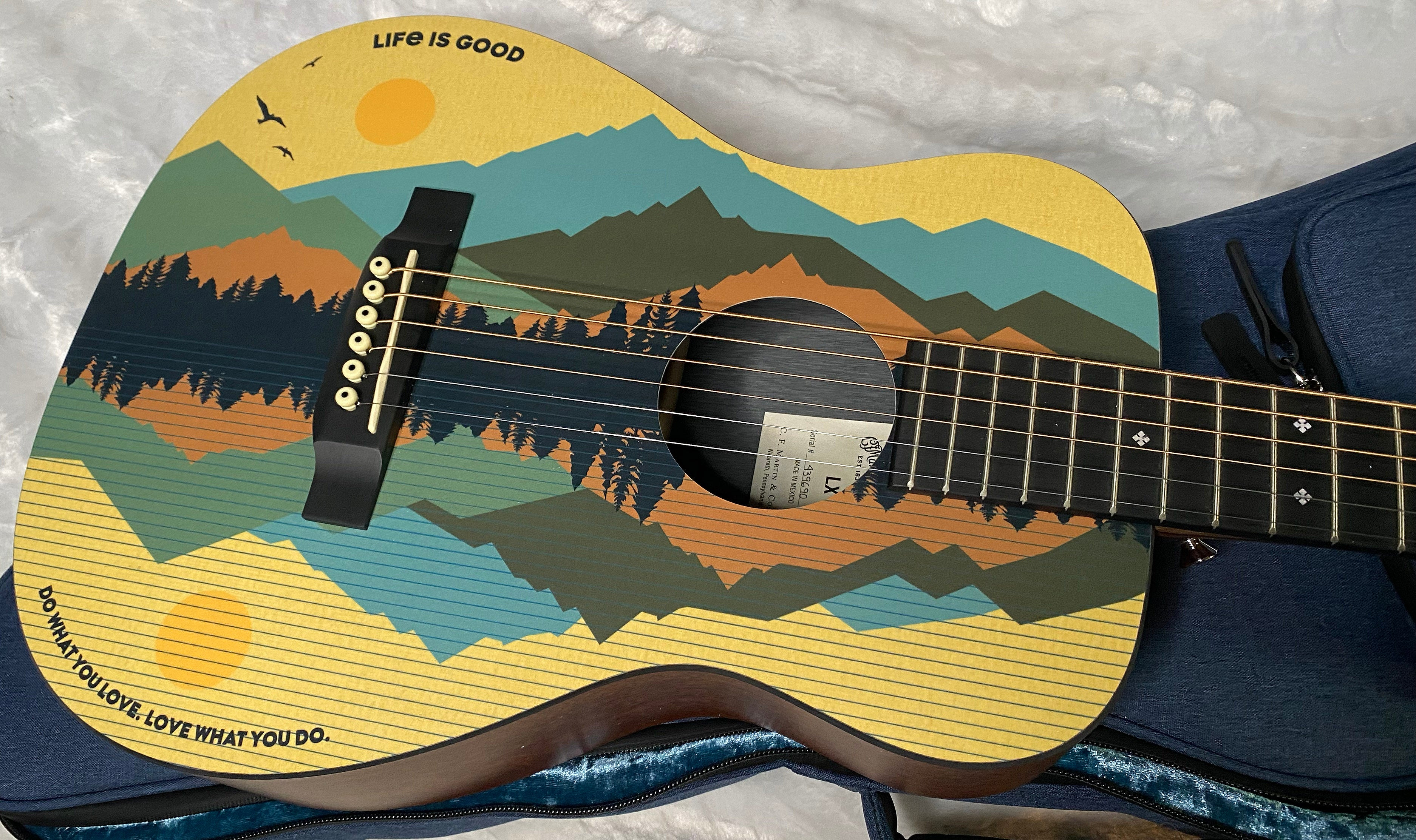 NEW! Martin LX1 Little Martin Acoustic Guitar - "Life is Good" - 3.65lbs - Gig Bag - Authorized Dealer - G06936
